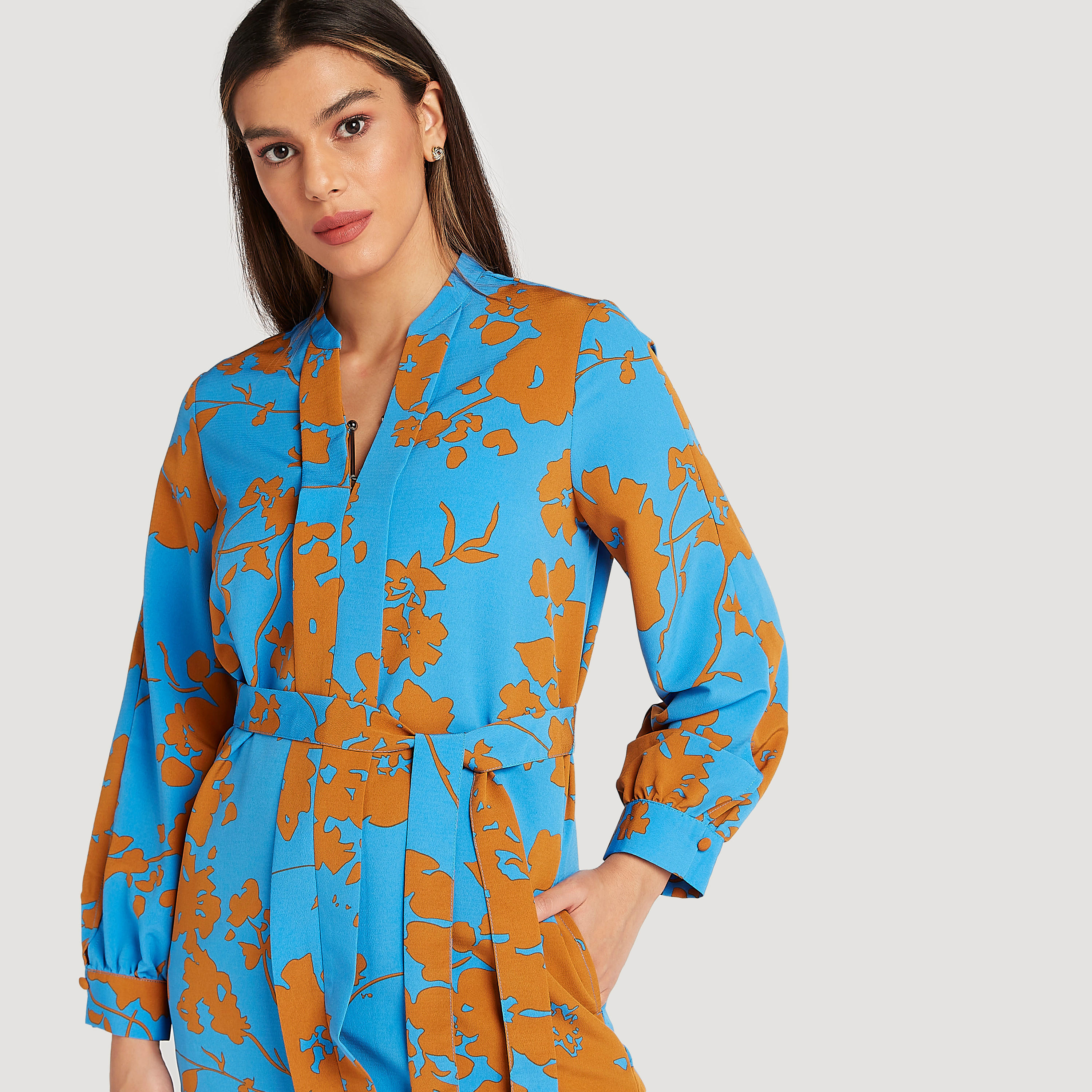 تونيك بطبعات أزهار وياقة ماندارين وجيوب من آيكونيك-women-clothing-shirtsandblouses-blouses-image-5