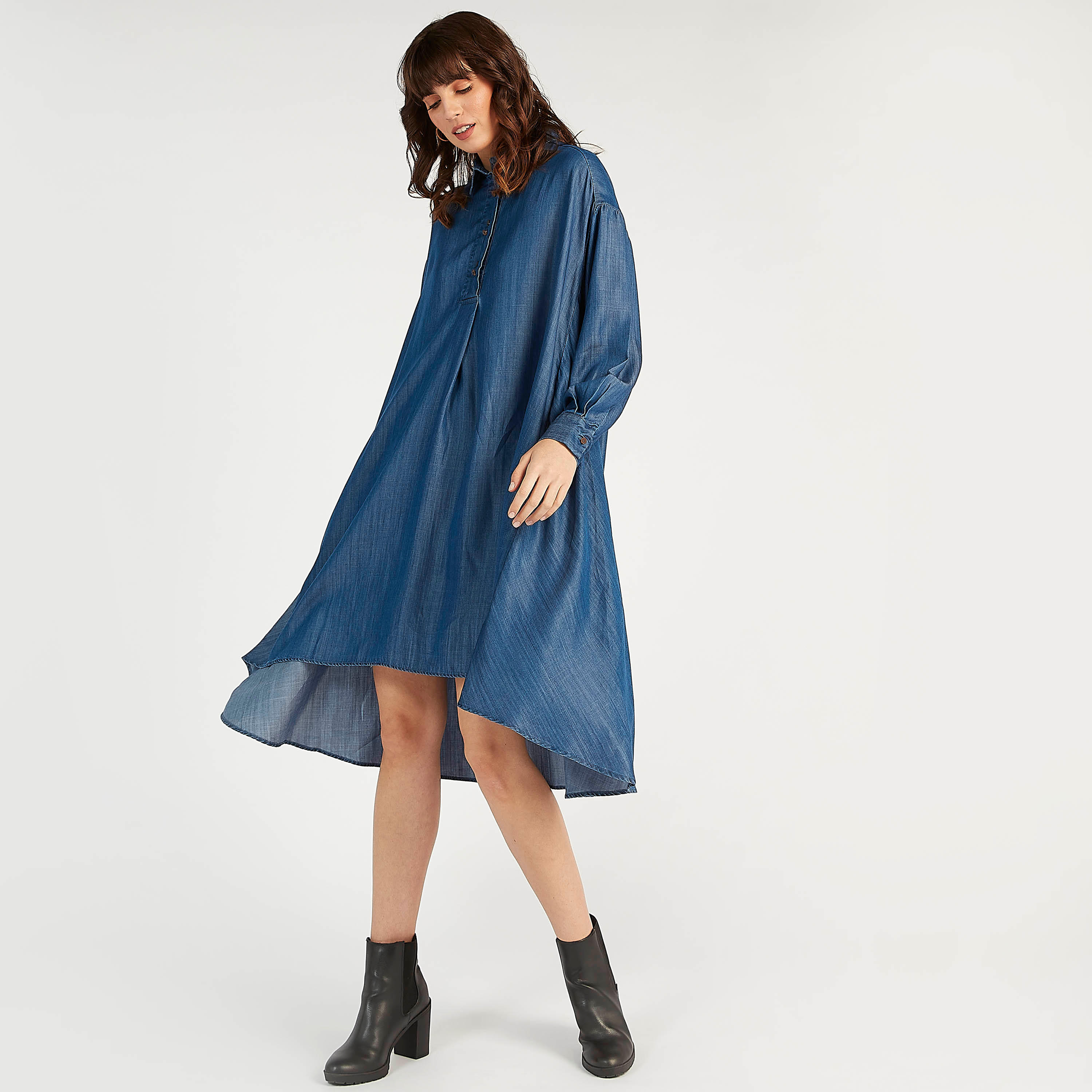 تونيك واسع بياقة عادية وأكمام كاب من آيكونيك-women-clothing-shirtsandblouses-blouses-image-5