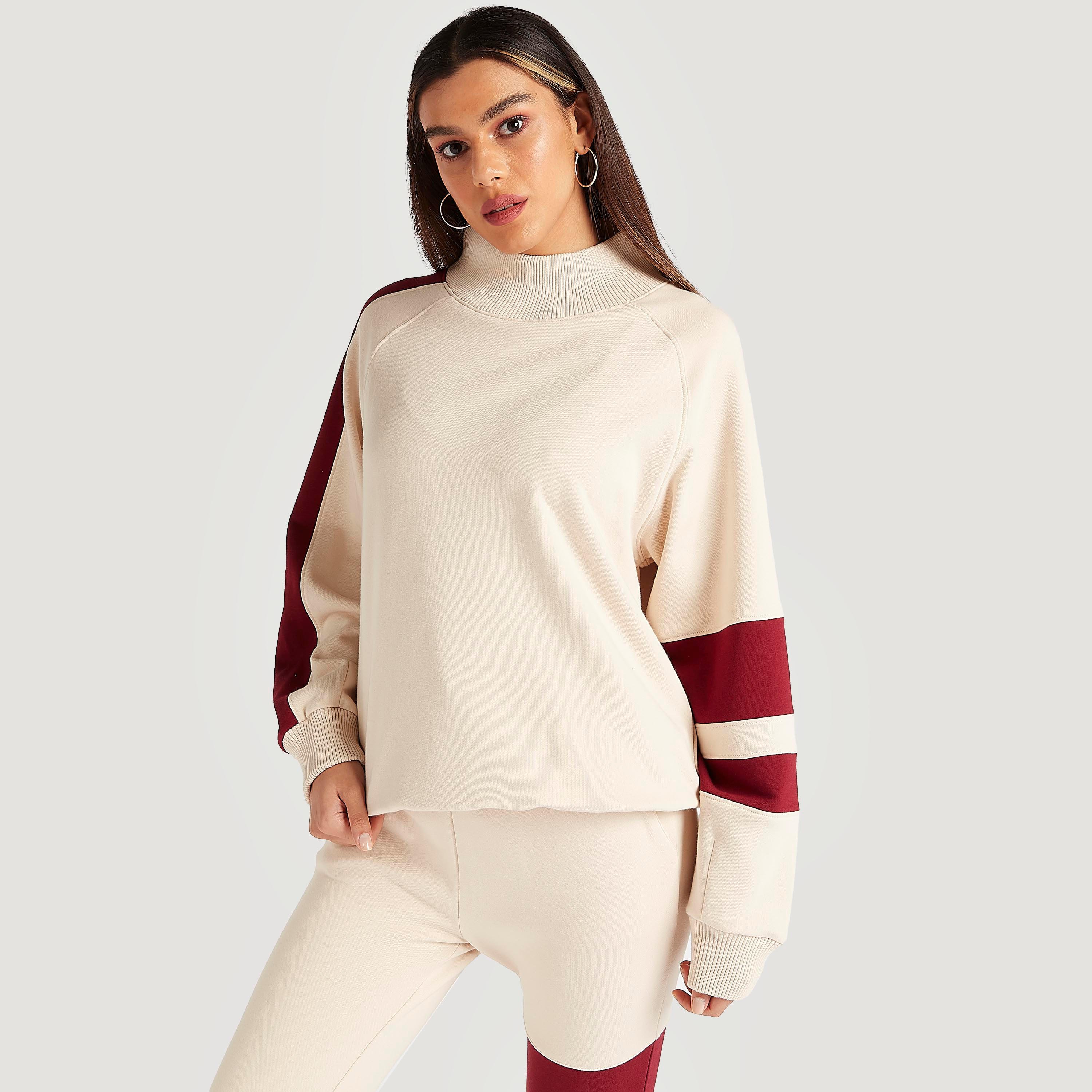 سويت شيرت بتصاميم مغايرة وأكمام طويلة وياقة عالية من آيكونيك-women-winterwear-hoodiesandsweatshirts-sweatshirts-image-1