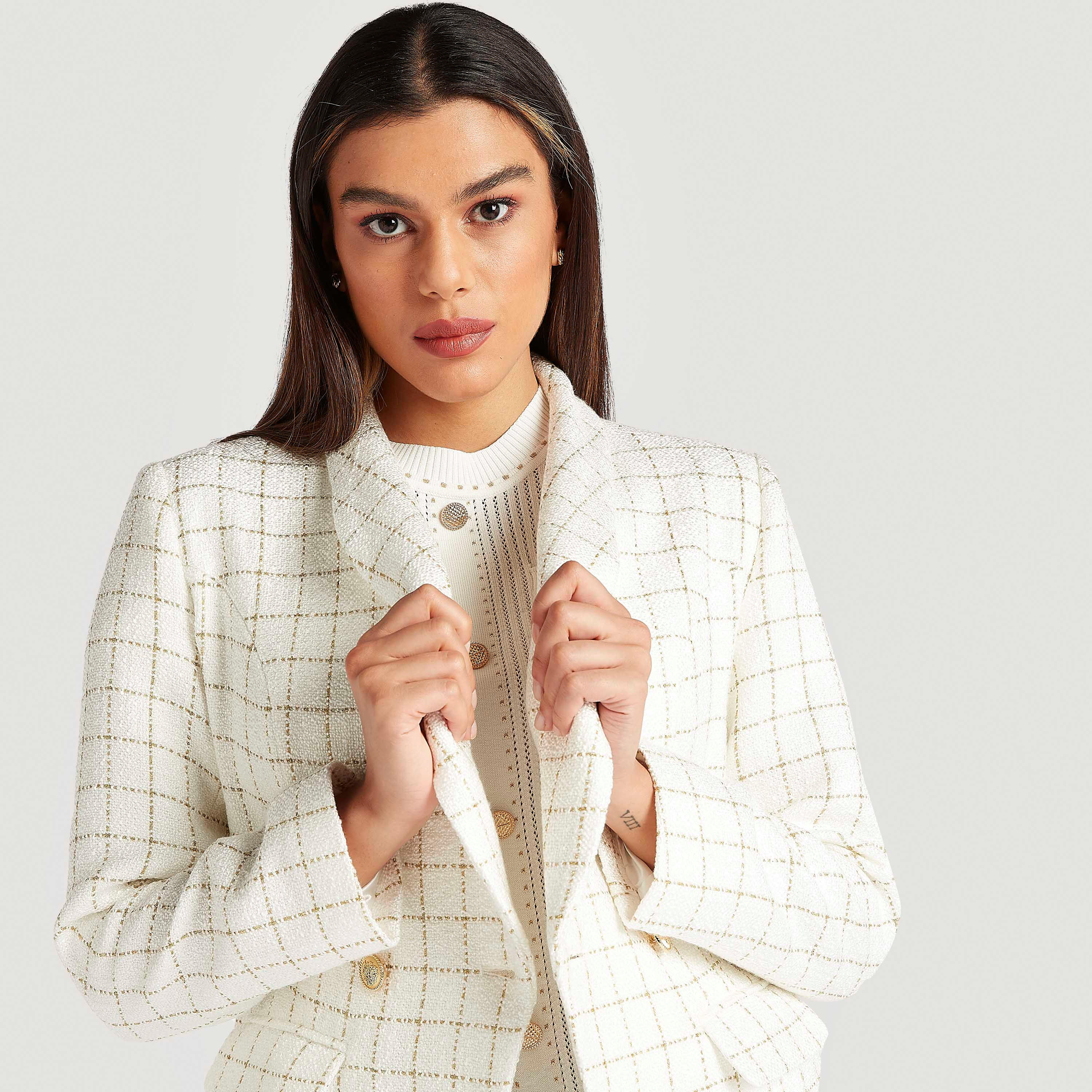 بليزر كاروهات بأكمام طويلة وجيوب بطيّة من آيكونيك-women-clothing-coatsandjackets-blazers-image-3
