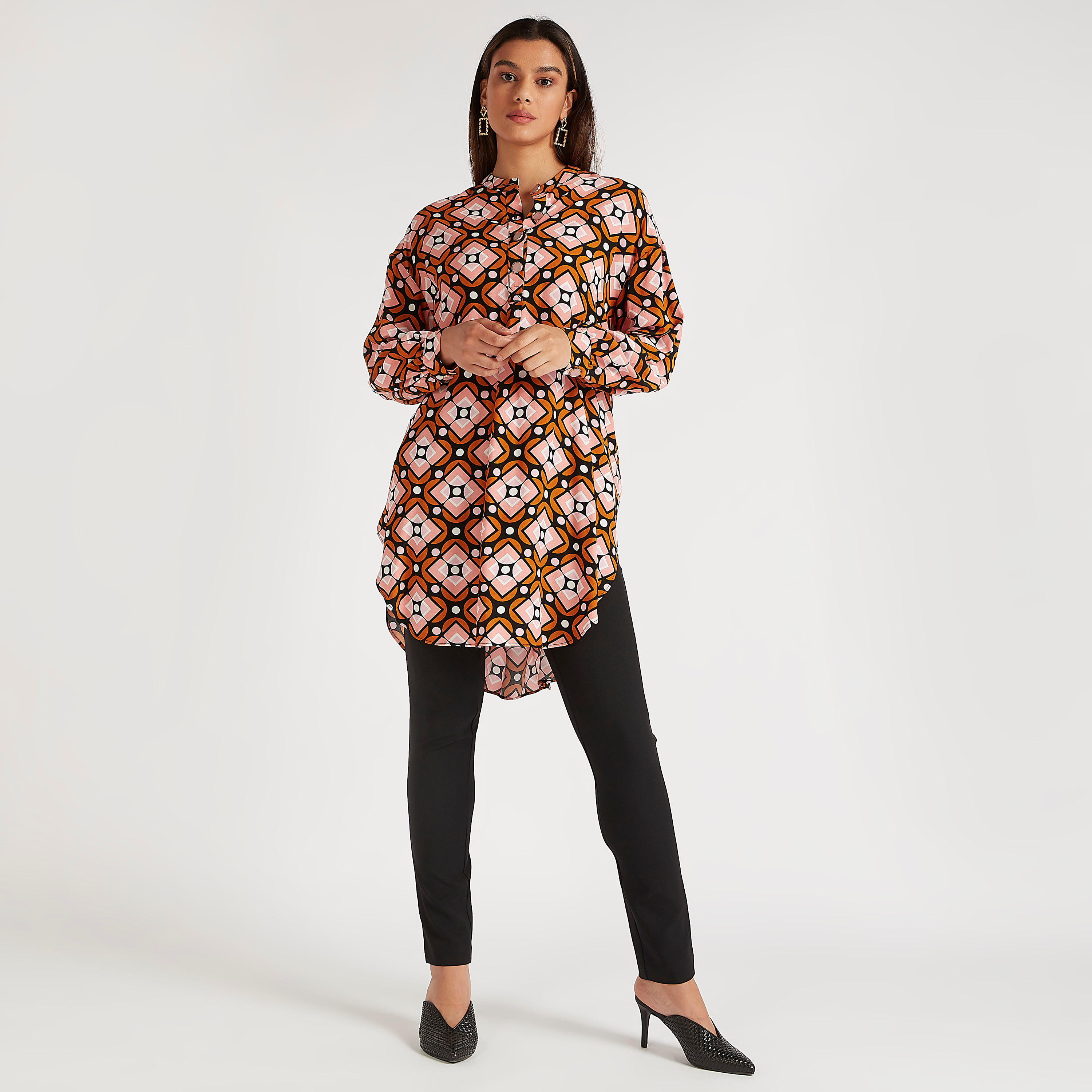 تونيك بياقة ماندارين وأكمام طويلة وطبعات من آيكونيك-women-clothing-shirtsandblouses-blouses-image-2