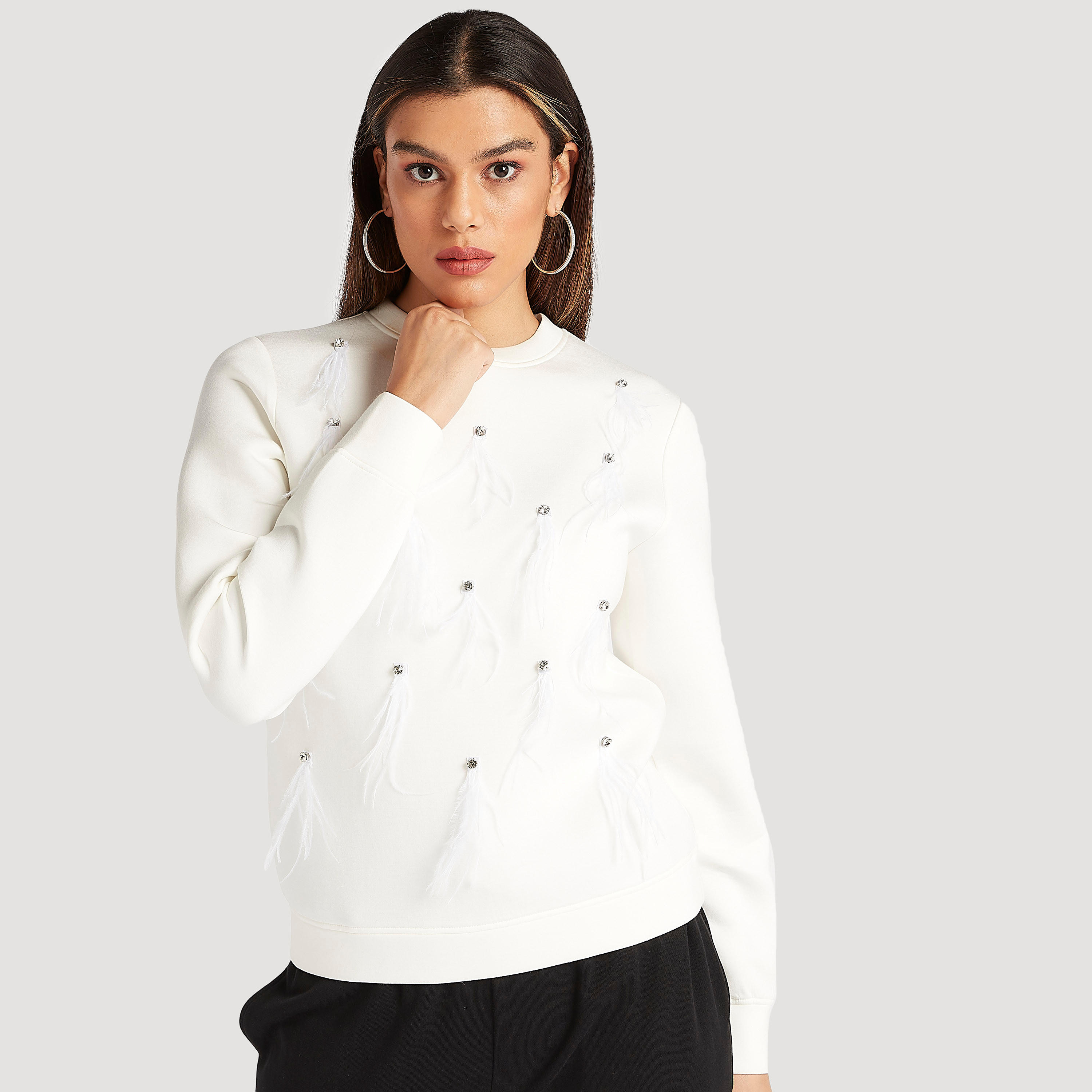 سويت شيرت مزيّن بأكمام طويلة وياقة ضيّقة من آيكونيك-women-winterwear-hoodiesandsweatshirts-sweatshirts-image-1