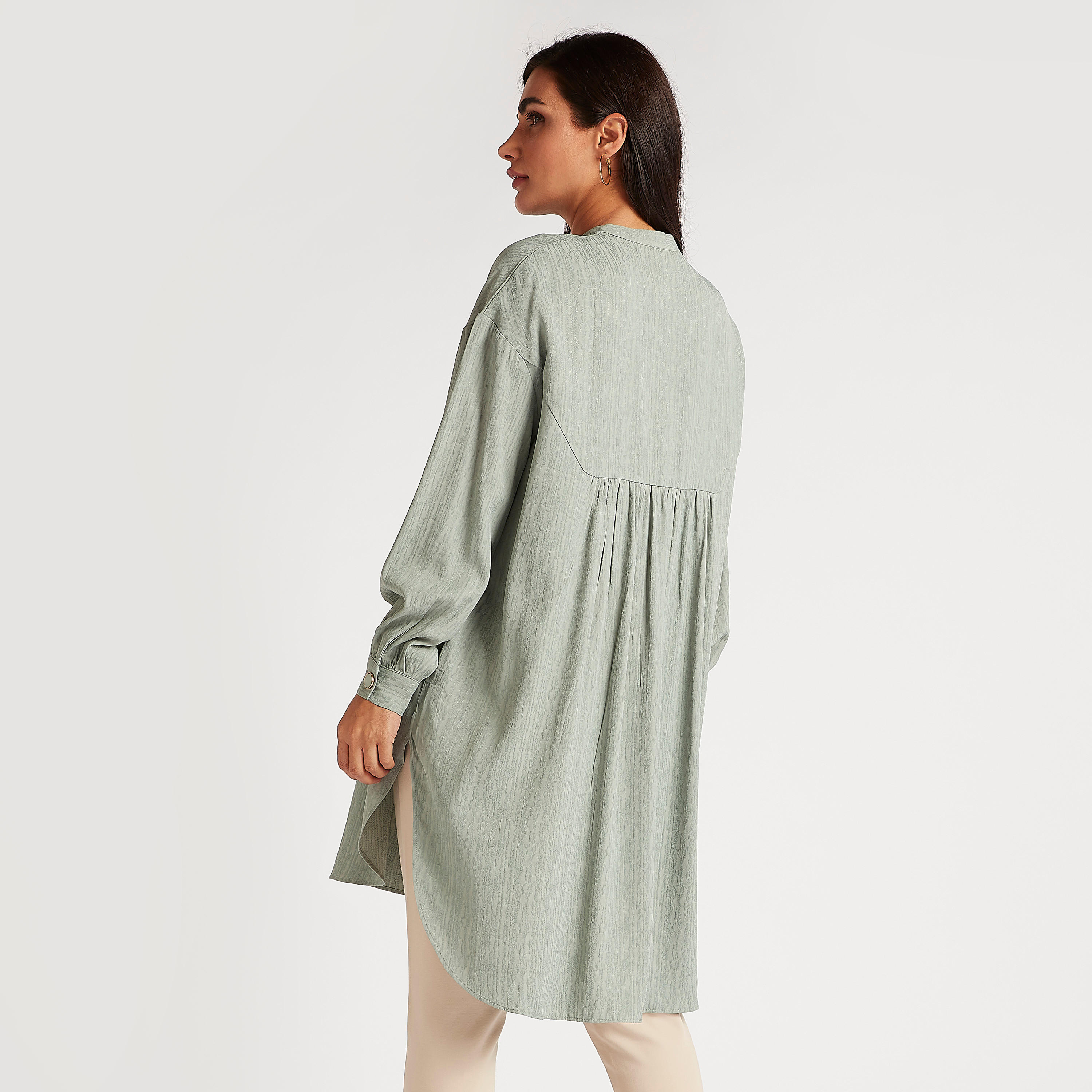 تونيك بياقة ماندارين وأكمام طويلة وطبعات من آيكونيك-women-clothing-shirtsandblouses-blouses-image-4