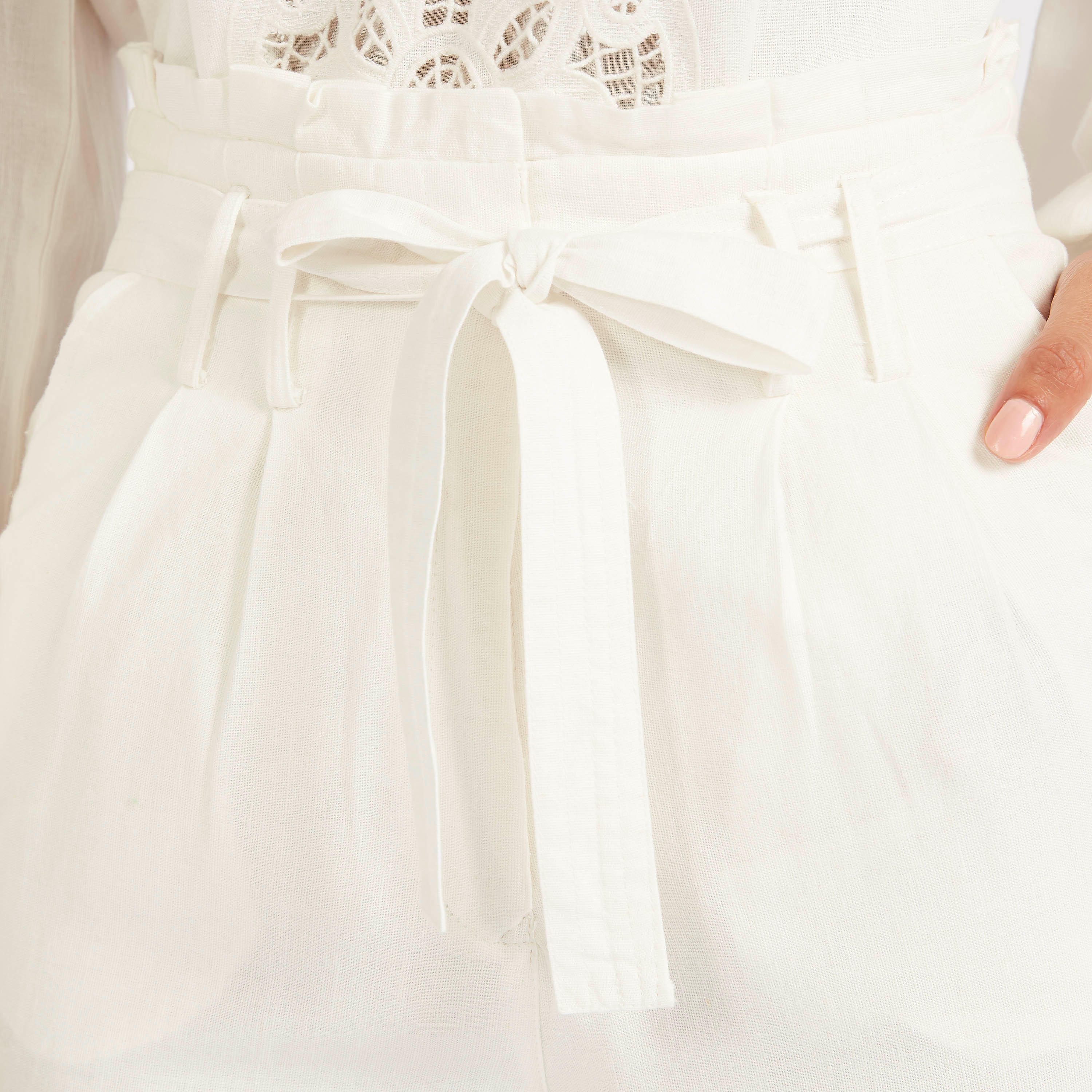 بنطلون قصير بارز الملمس بخصر بيبرباج من آيكونيك-women-clothing-bottoms-trousers-image-3
