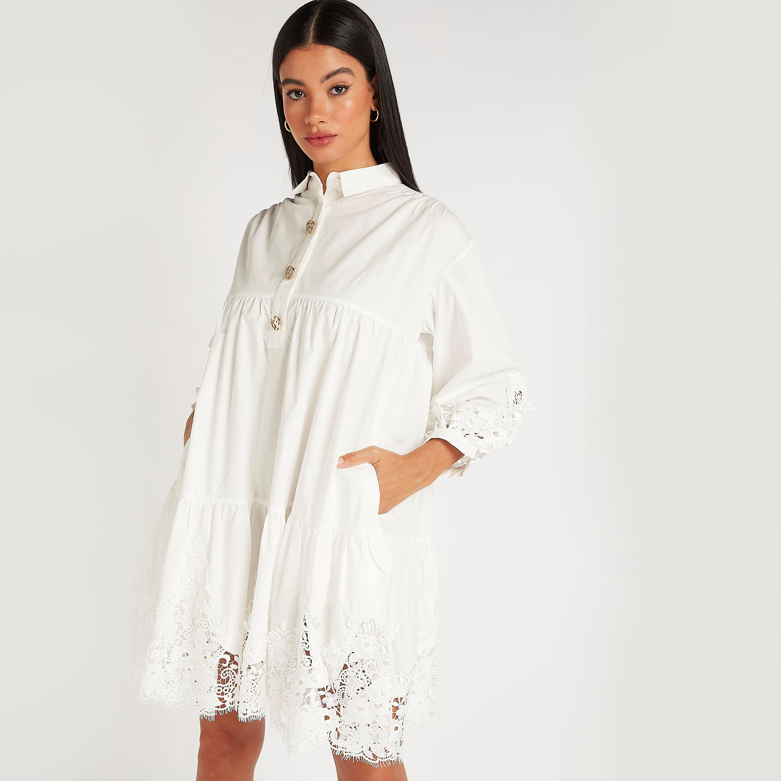 فستان قميص قصير مزين بالدانتيل بأكمام طويلة من آيكونك-women-clothing-dresses-image-1