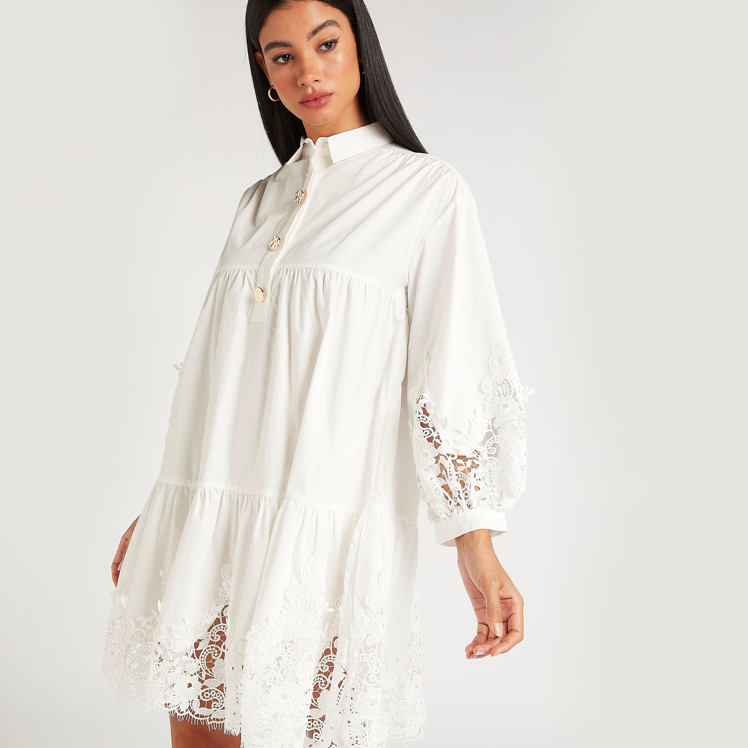 فستان قميص قصير مزين بالدانتيل بأكمام طويلة من آيكونك-women-clothing-dresses-image-5
