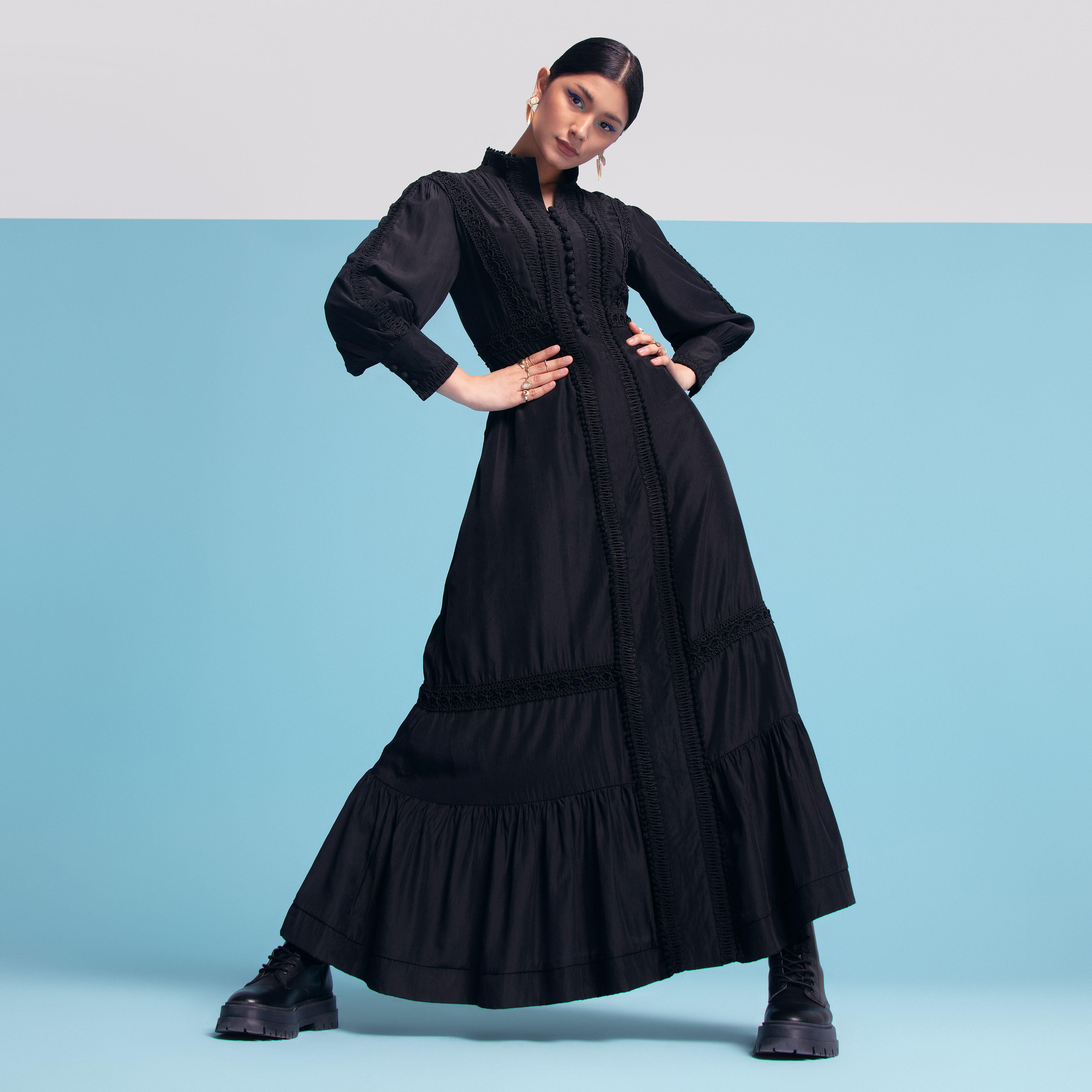 فستان إيه لاين طويل بارز الملمس بأكمام طويلة من آيكونيك-women-clothing-dresses-image-1