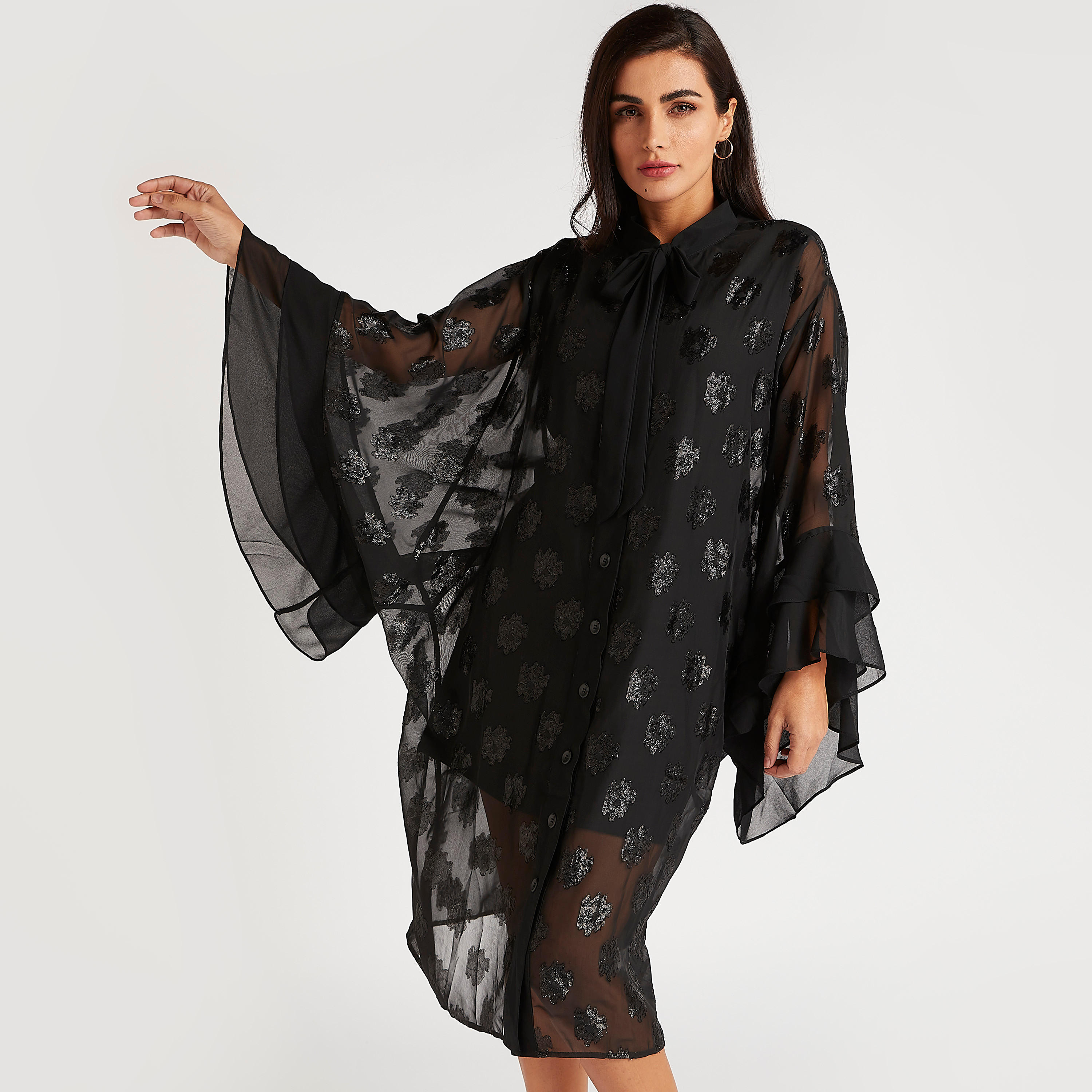 كيمونو مزيّن بأكمام طويلة واسعة وأربطة عنق من آيكونيك-women-clothing-shirtsandblouses-blouses-image-1