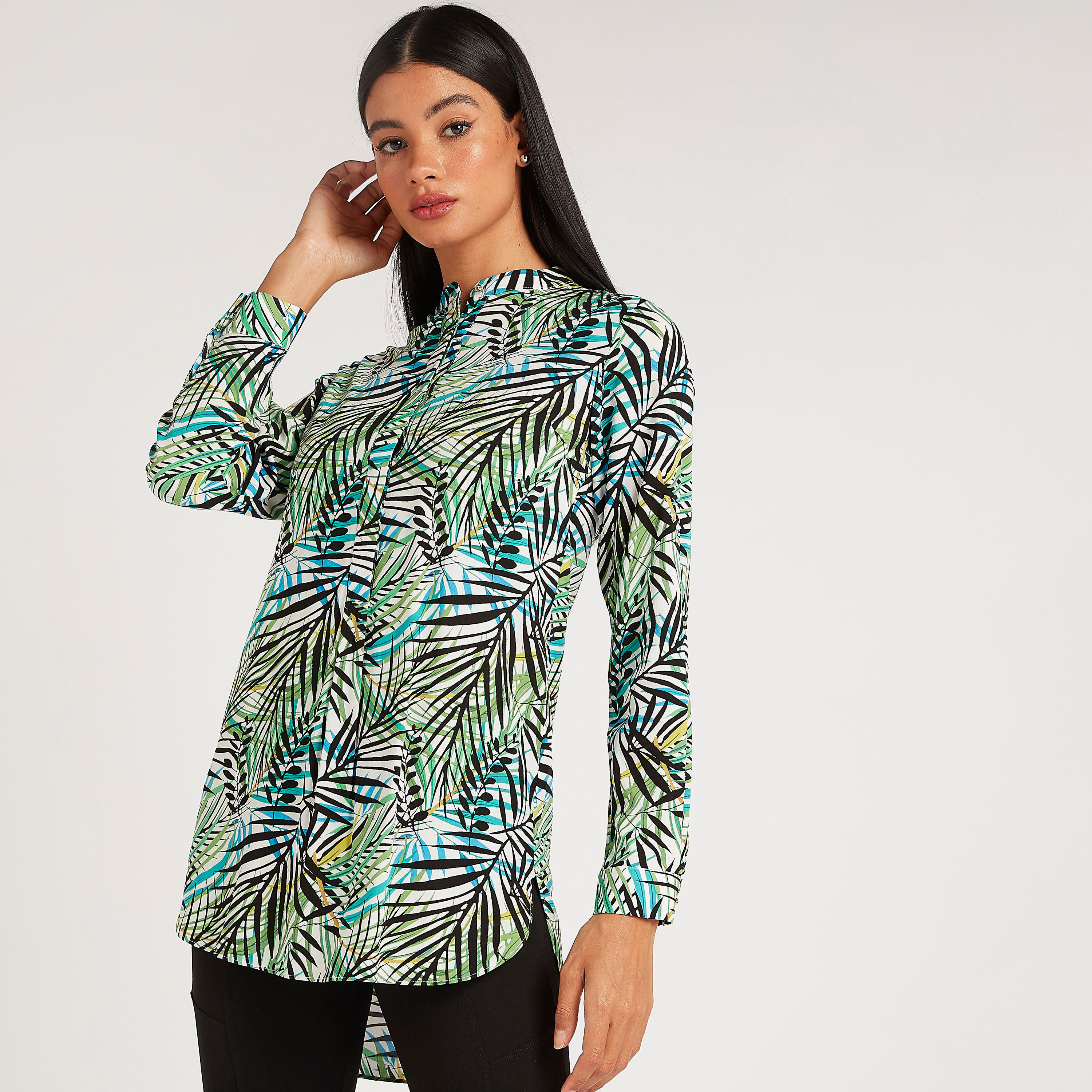 قميص بولو بطبعات وأكمام طويلة من آيكونيك-women-clothing-shirtsandblouses-shirts-image-2