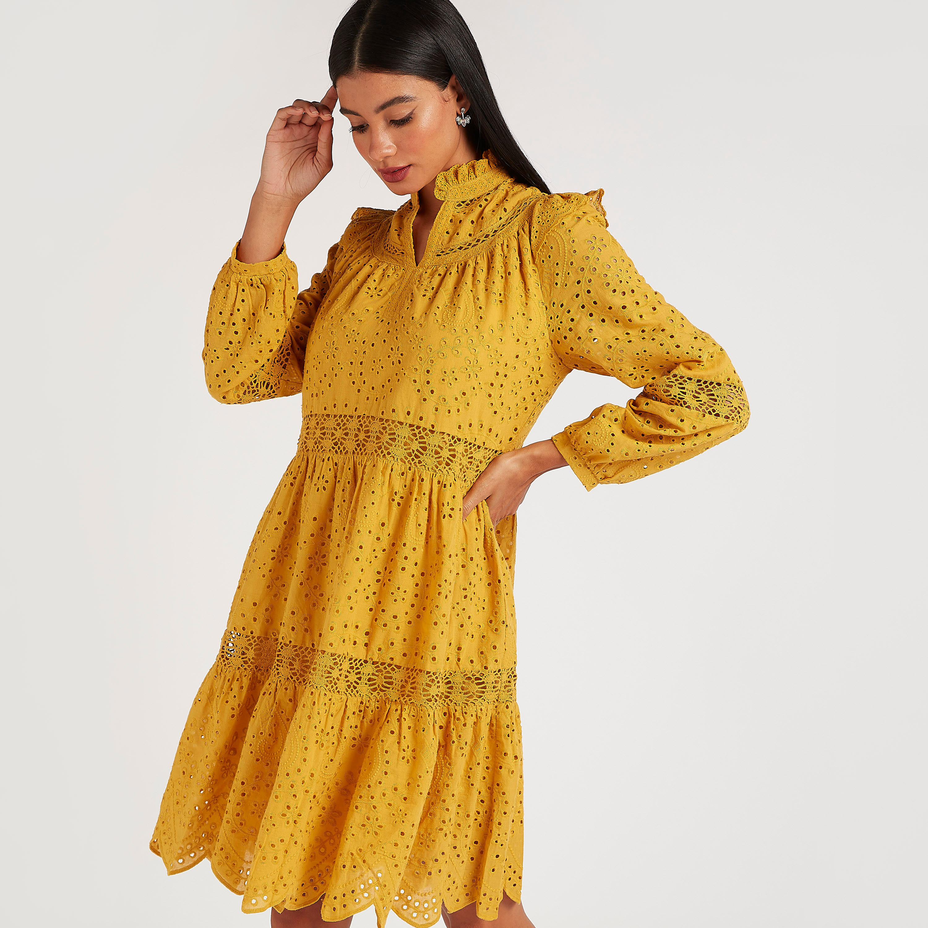 فستان إيه لاين ميدي متعدّد الطبقات بارز الملمس بياقة V وأكمام طويلة من آيكونيك-women-clothing-dresses-image-2
