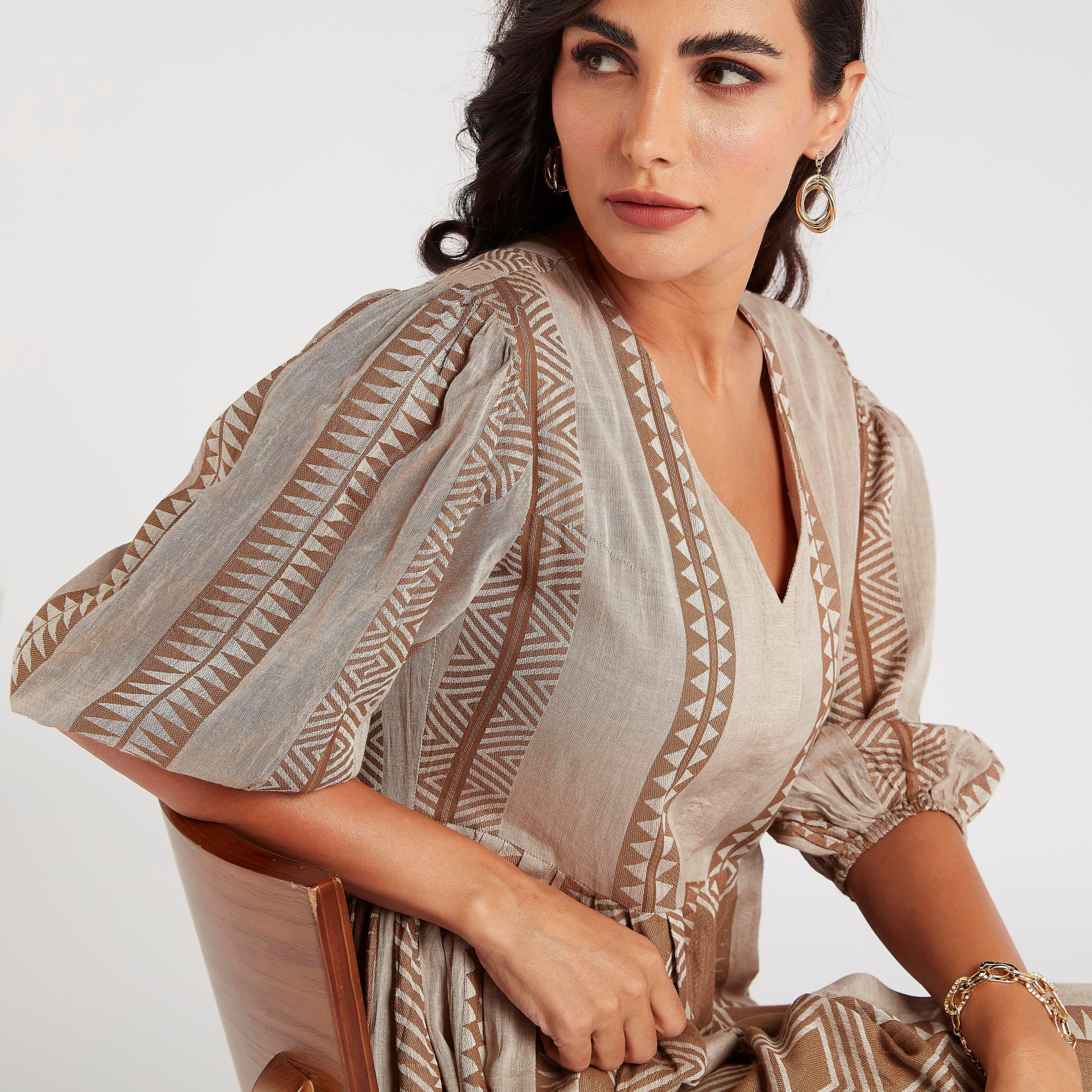 فستان إيه لاين طويل بطبعات وأكمام منفوخة من آيكونيك-women-clothing-dresses-image-3
