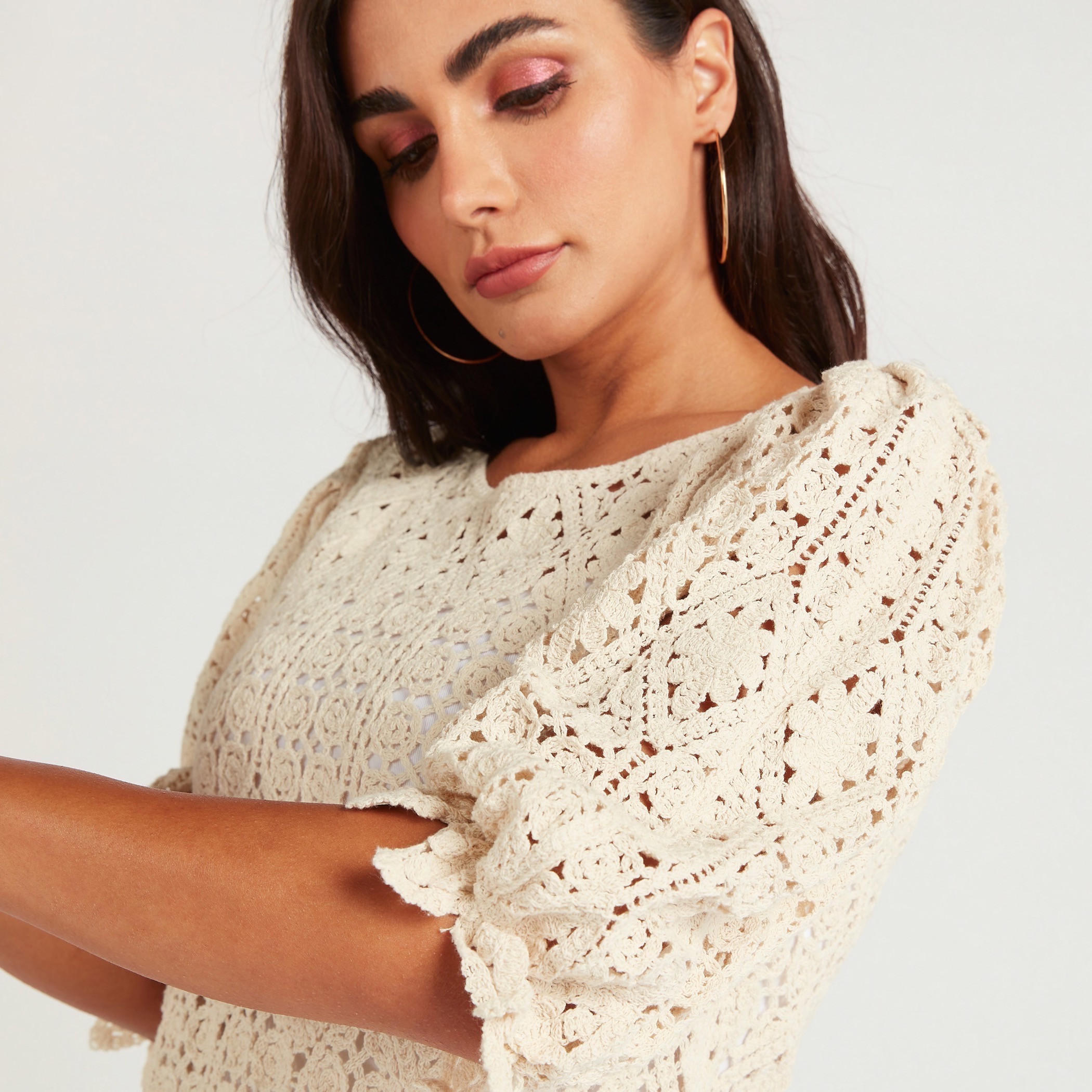 بلوزة بارزة الملمس بأكمام منفوخة من آيكونيك-women-clothing-shirtsandblouses-blouses-image-4
