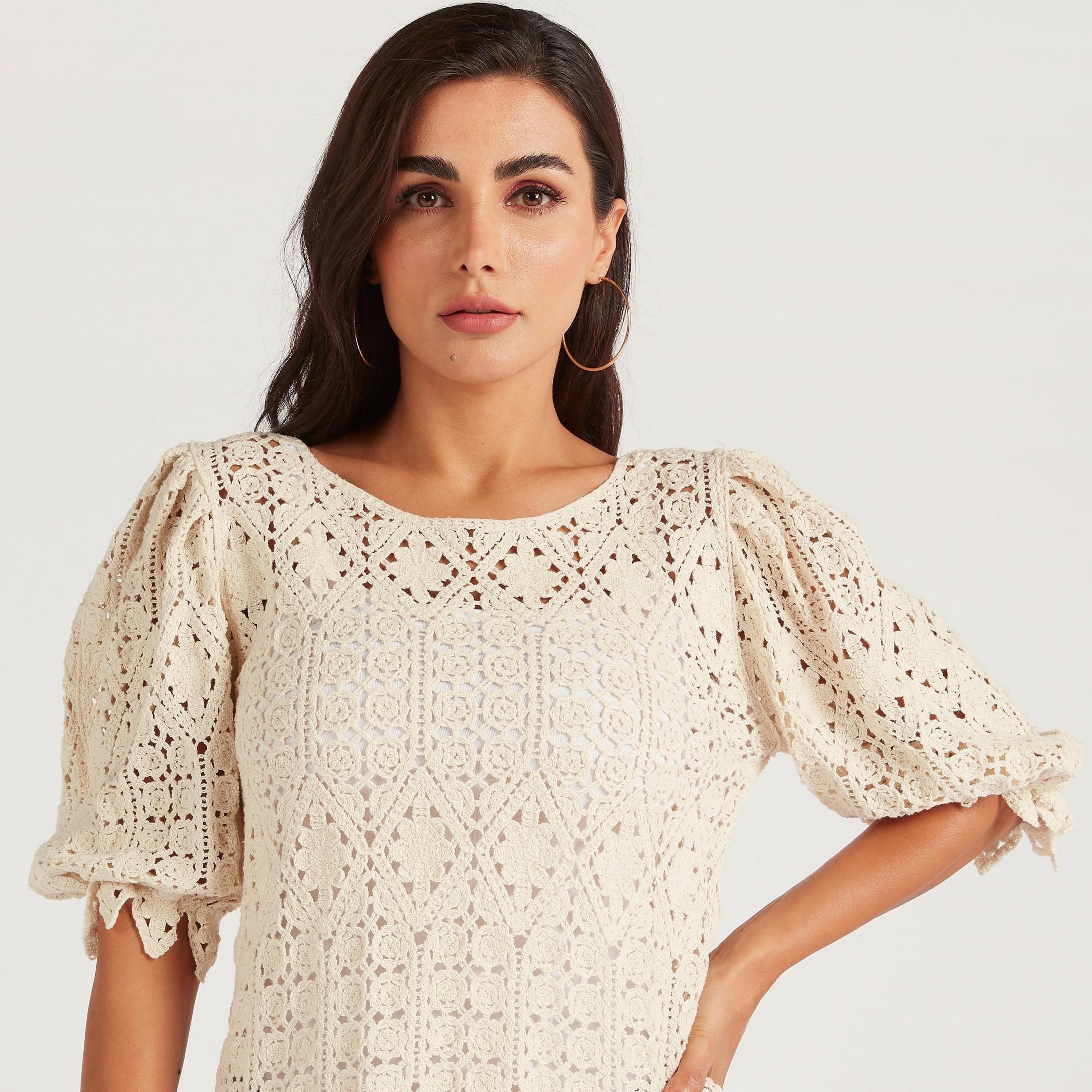 بلوزة بارزة الملمس بأكمام منفوخة من آيكونيك-women-clothing-shirtsandblouses-blouses-image-2