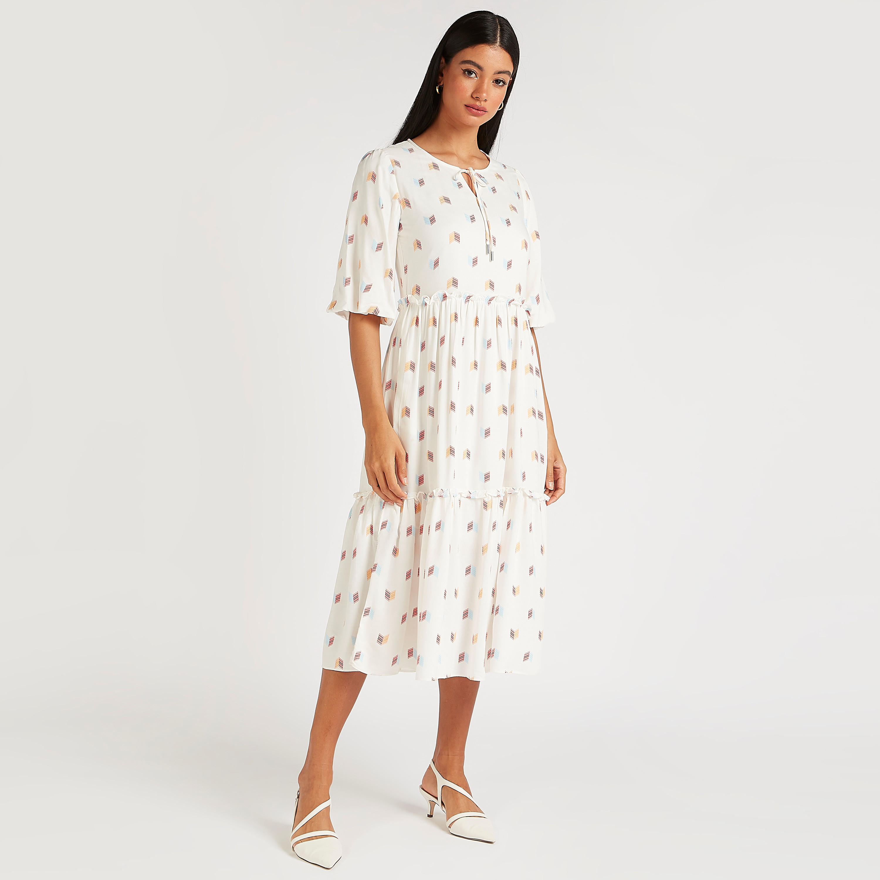 تونيك ميدي بطبقات متعدّدة وطبعات وربطة عنق وأكمام 3/4 من آيكونيك-women-clothing-shirtsandblouses-blouses-image-2