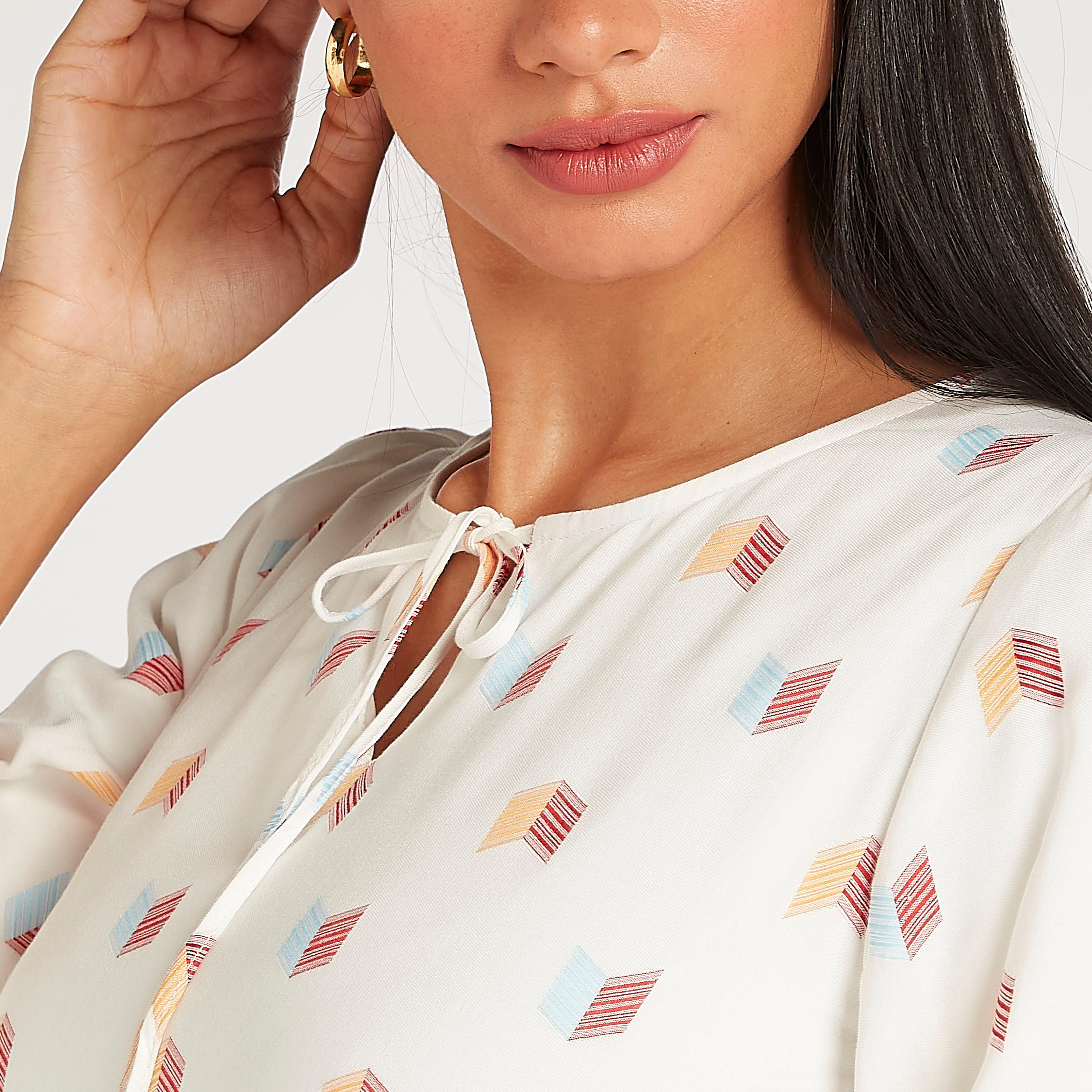 تونيك ميدي بطبقات متعدّدة وطبعات وربطة عنق وأكمام 3/4 من آيكونيك-women-clothing-shirtsandblouses-blouses-image-5