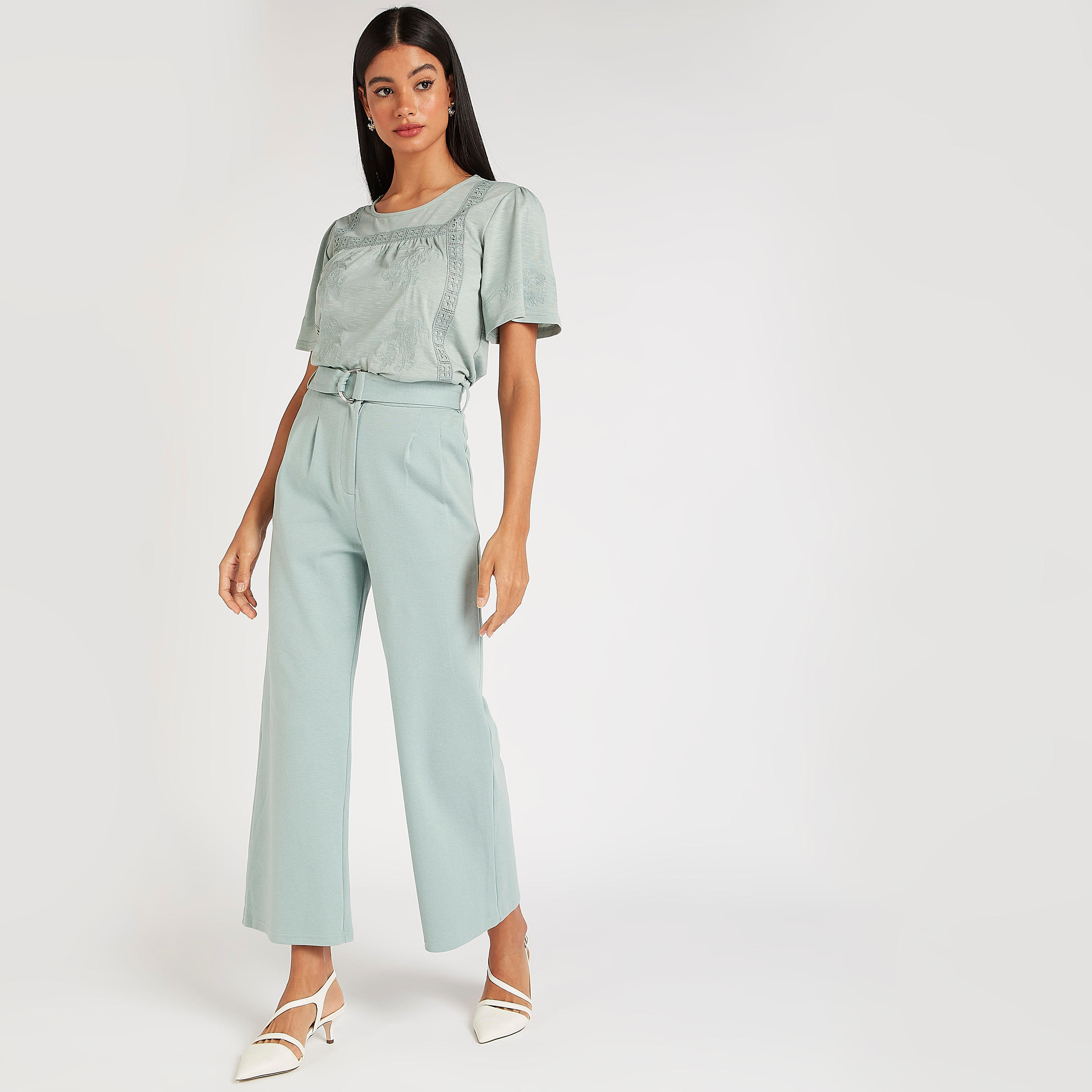 بلوزة مطرزة بياقة مستديرة وأكمام قصيرة-women-clothing-shirtsandblouses-blouses-image-5