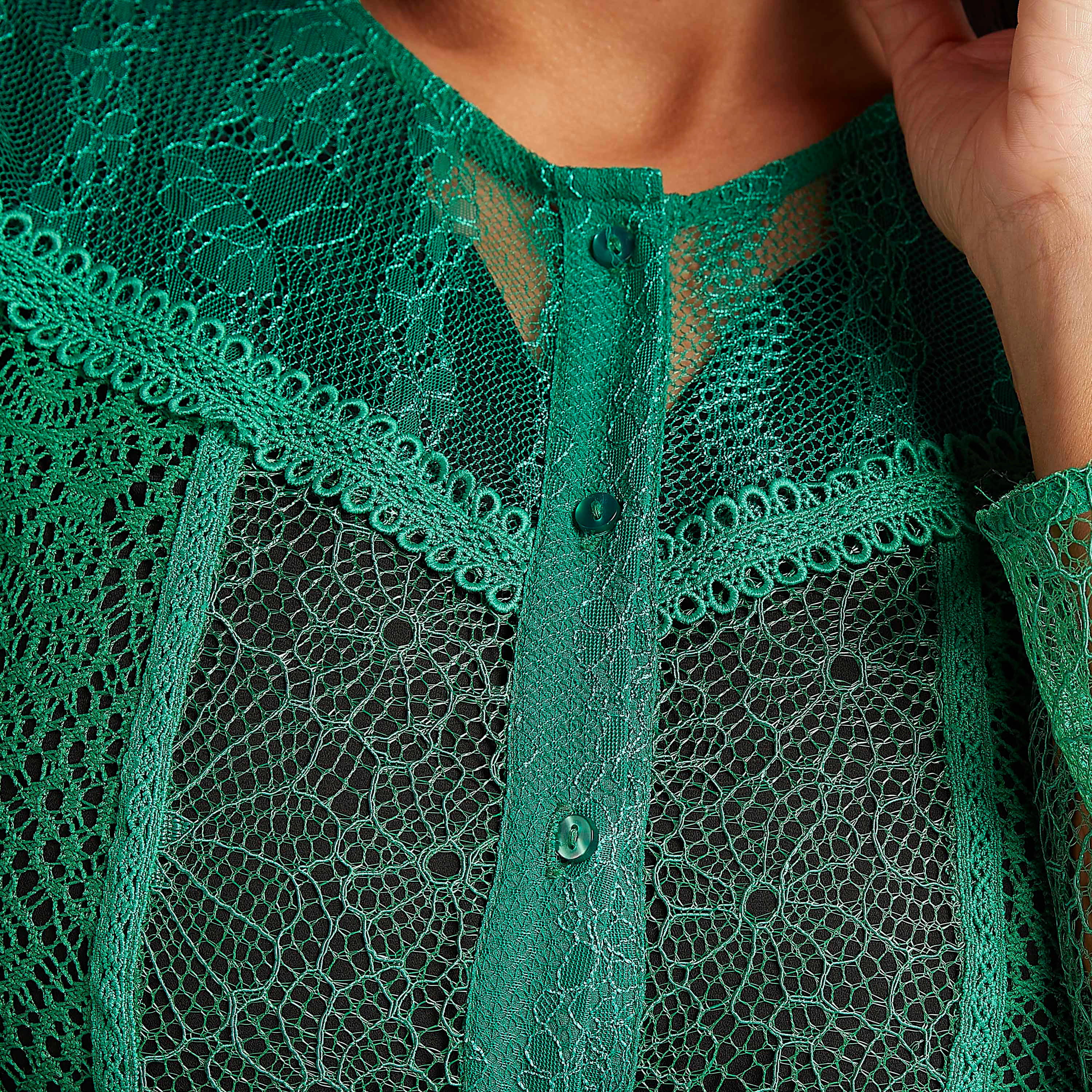كيمونو طويل بتفاصيل دانتيل وأكمام طويلة-women-clothing-shirtsandblouses-blouses-image-3