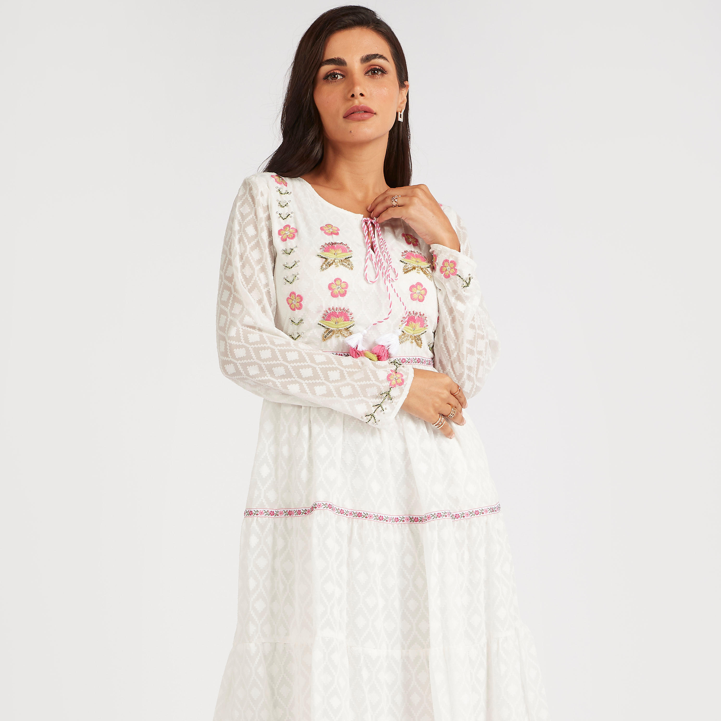 فستان مستدام إيه لاين طويل مطرّز بأربطة عنق من آيكونيك-women-clothing-dresses-image-5