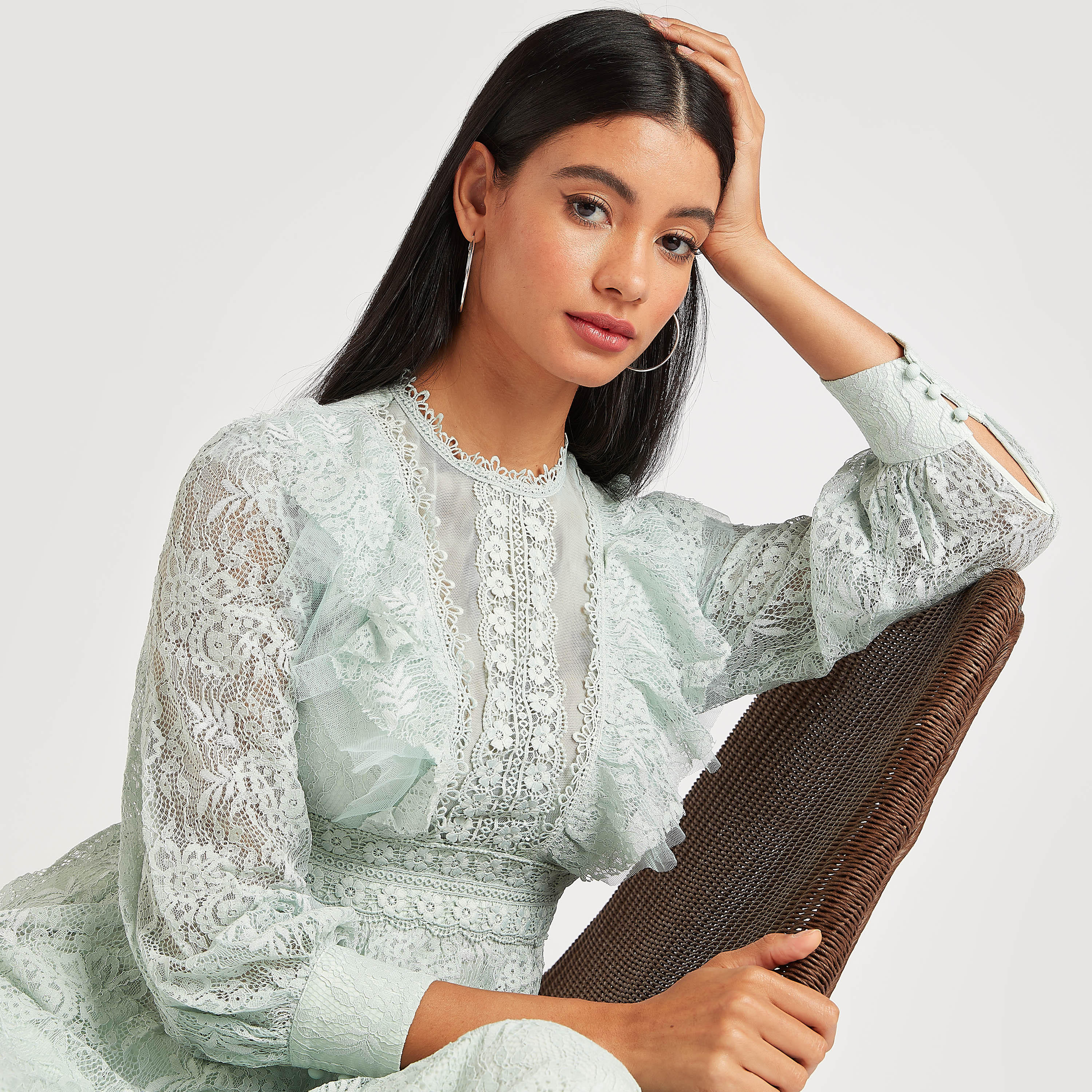 فستان إيه لاين طويل بتفاصيل دانتيل وكشكشة من آيكونيك-women-clothing-dresses-image-2