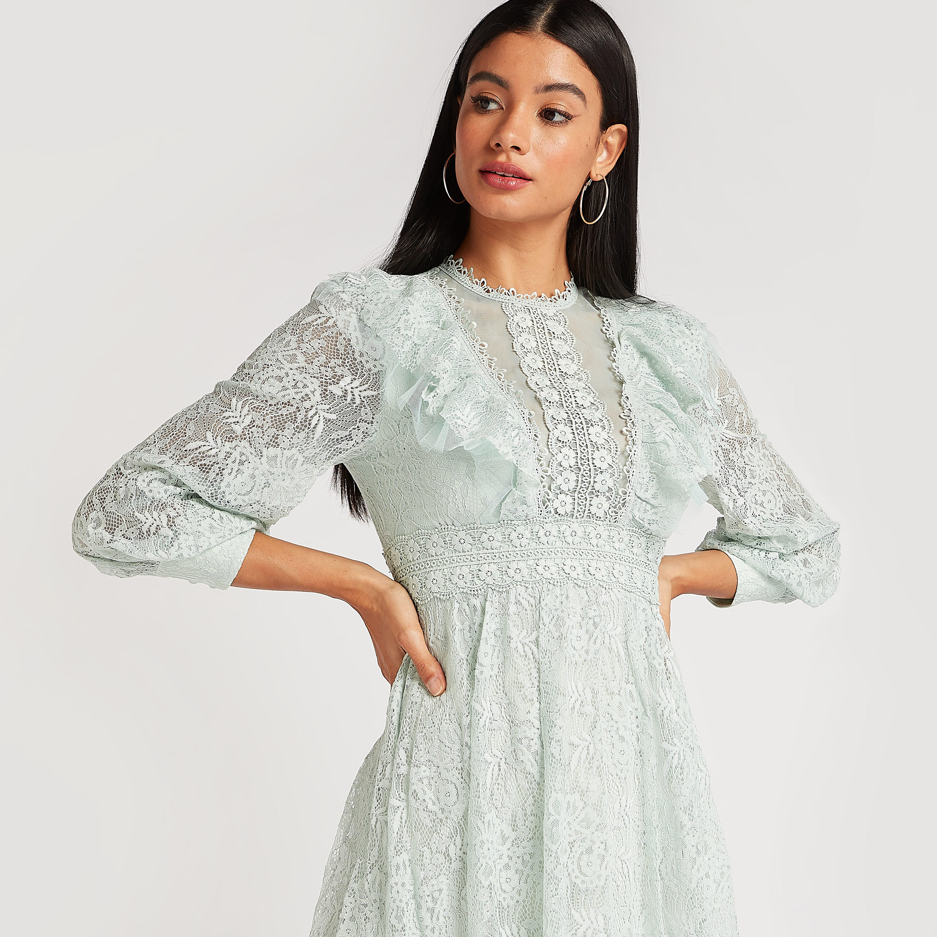 فستان إيه لاين طويل بتفاصيل دانتيل وكشكشة من آيكونيك-women-clothing-dresses-image-6