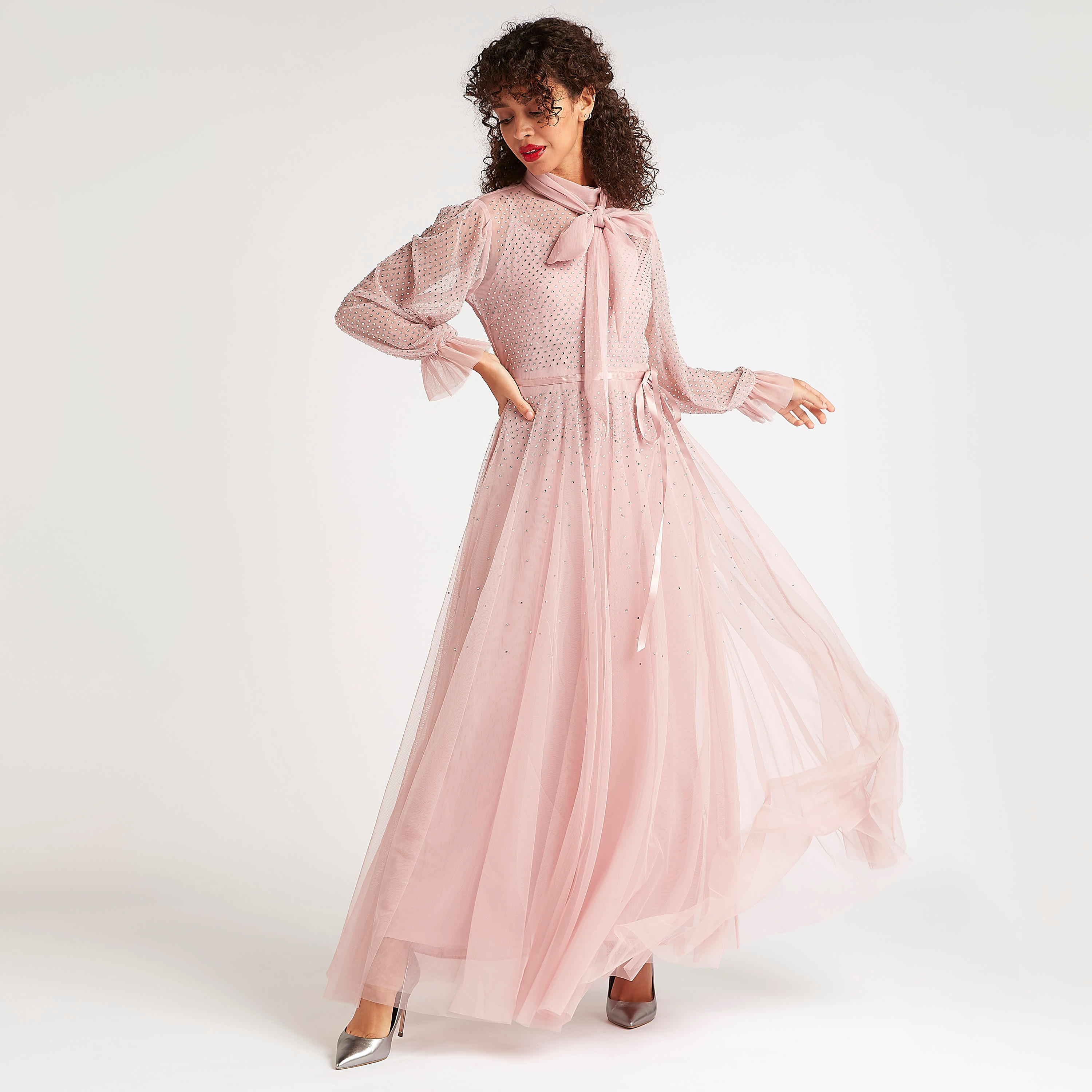 فستان طويل إيه لاين مزيّن برباط حزام من آيكونيك-women-clothing-dresses-image-1