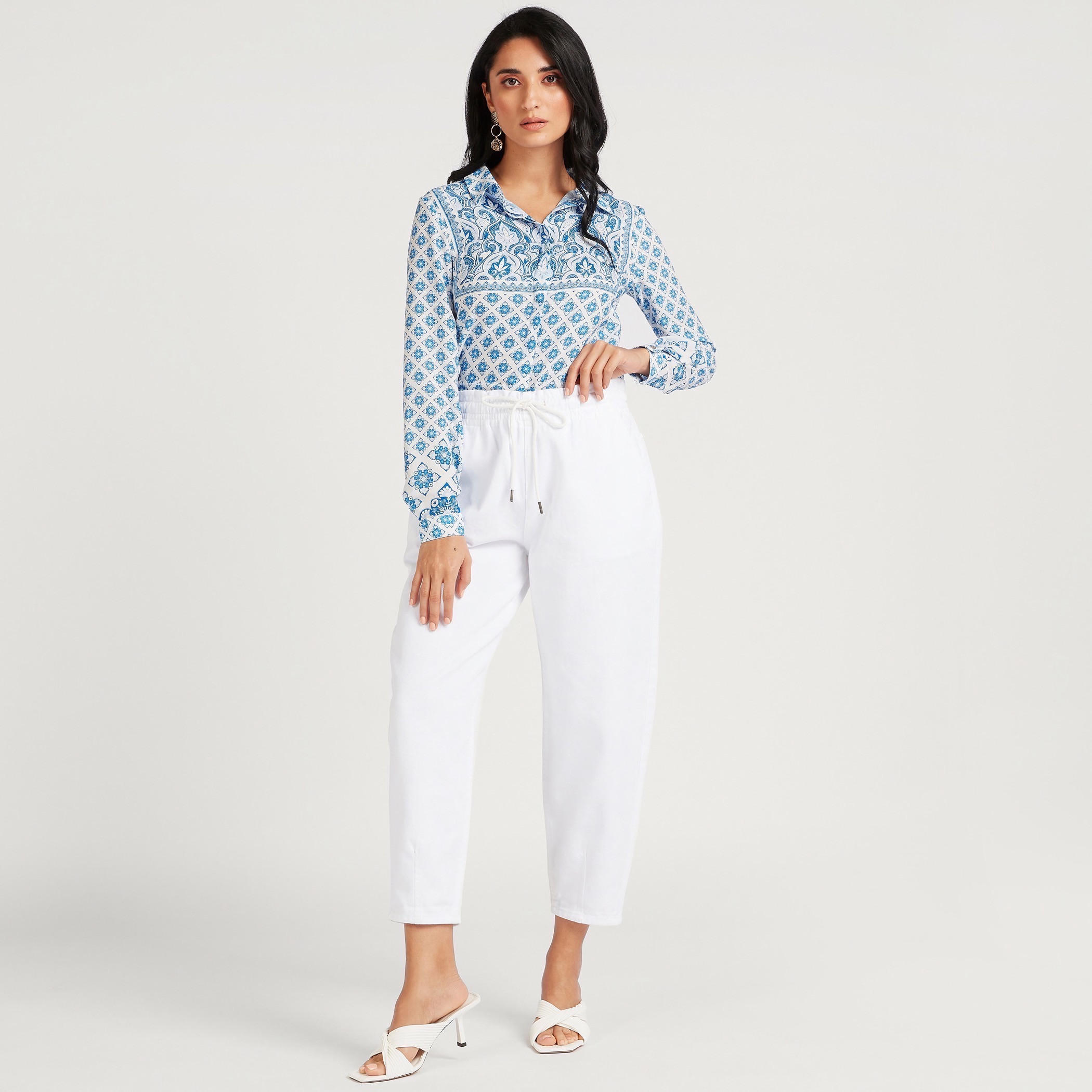 قميص بأكمام طويلة وطبعات من آيكونيك-women-clothing-shirtsandblouses-shirts-image-3
