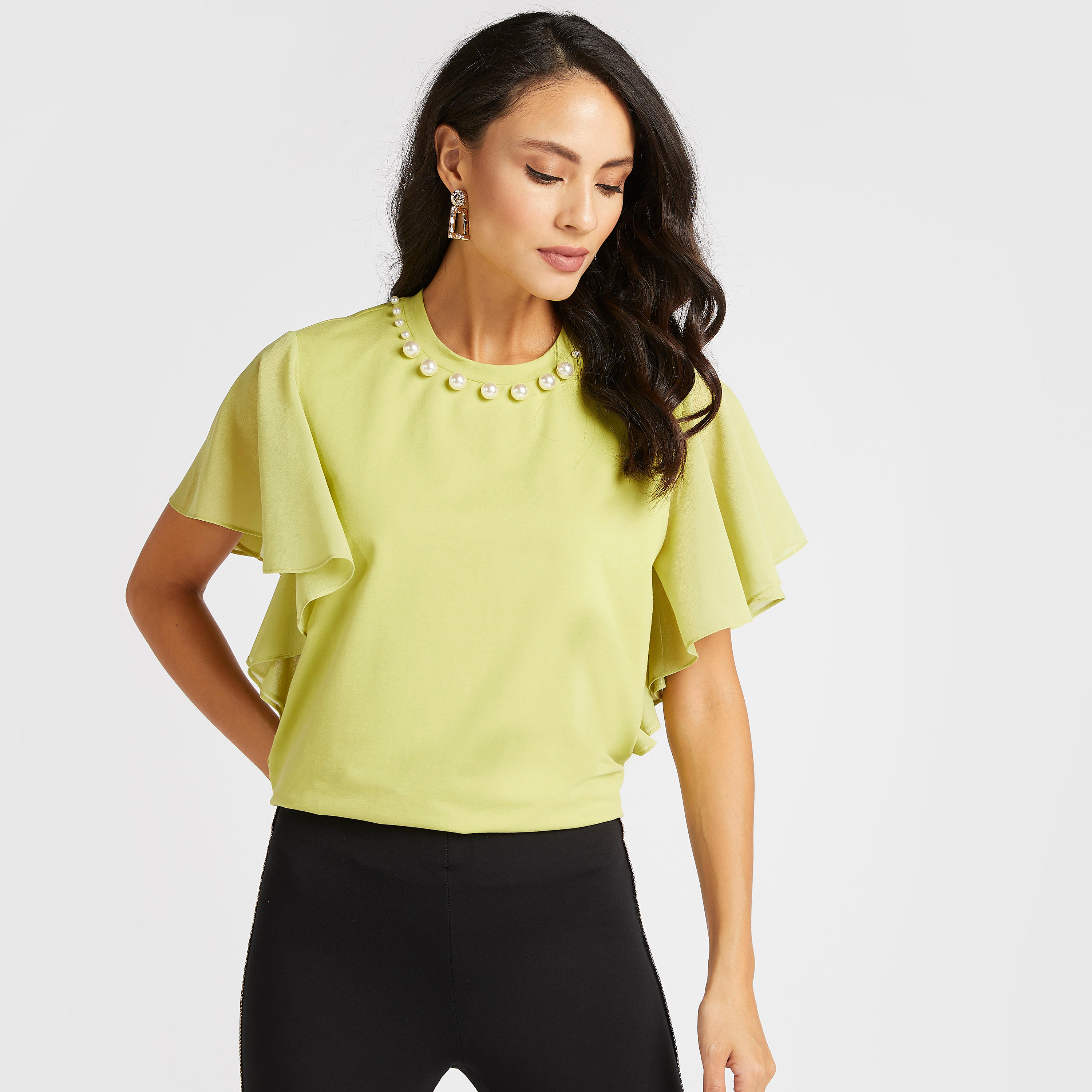 بلوزة مطرّزة بياقة ضيّقة وأكمام طويلة من أيكونيك-women-clothing-shirtsandblouses-blouses-image-1