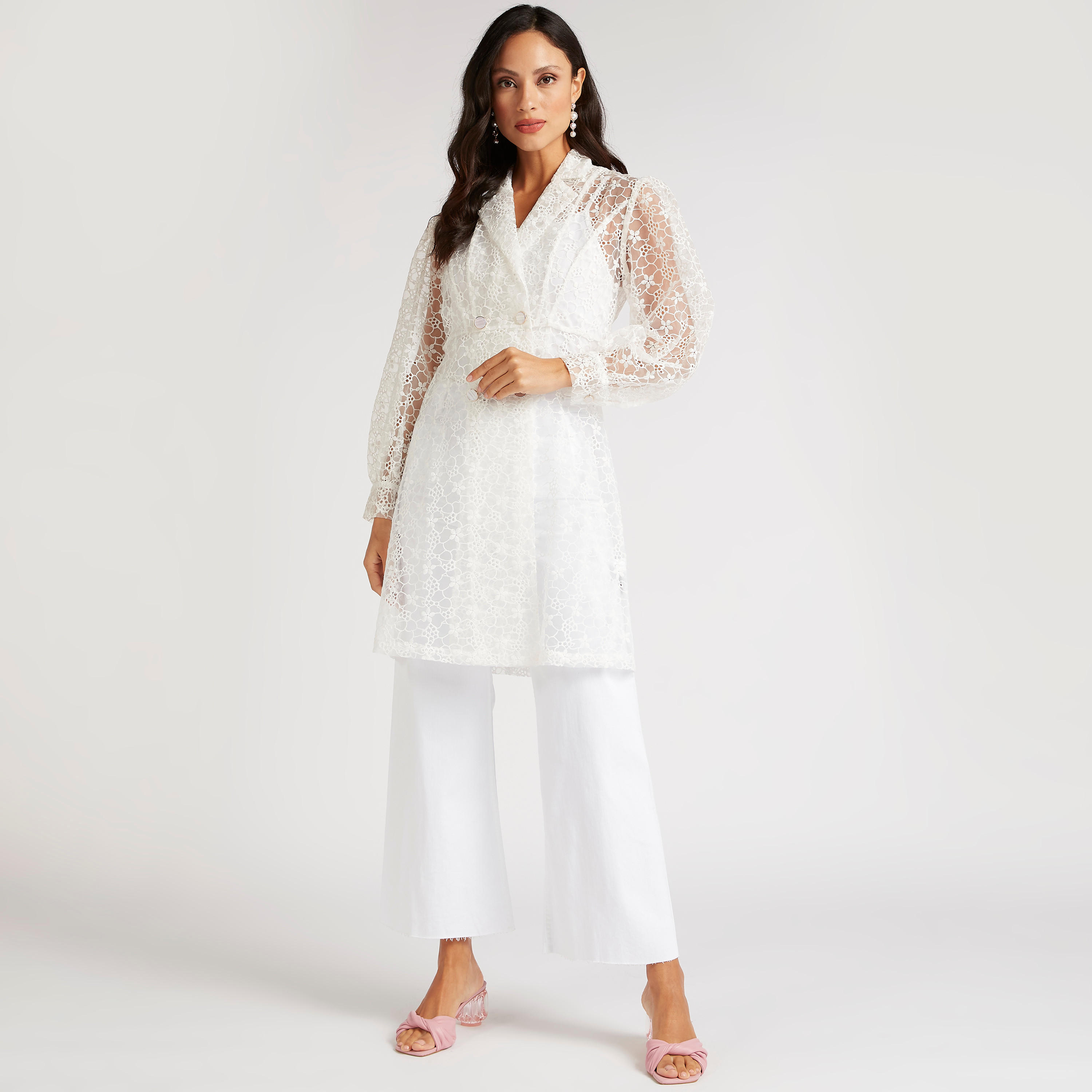 معطف طويل مطرّز بياقة مطويّة وحزام من آيكونيك-women-clothing-coatsandjackets-coats-image-2