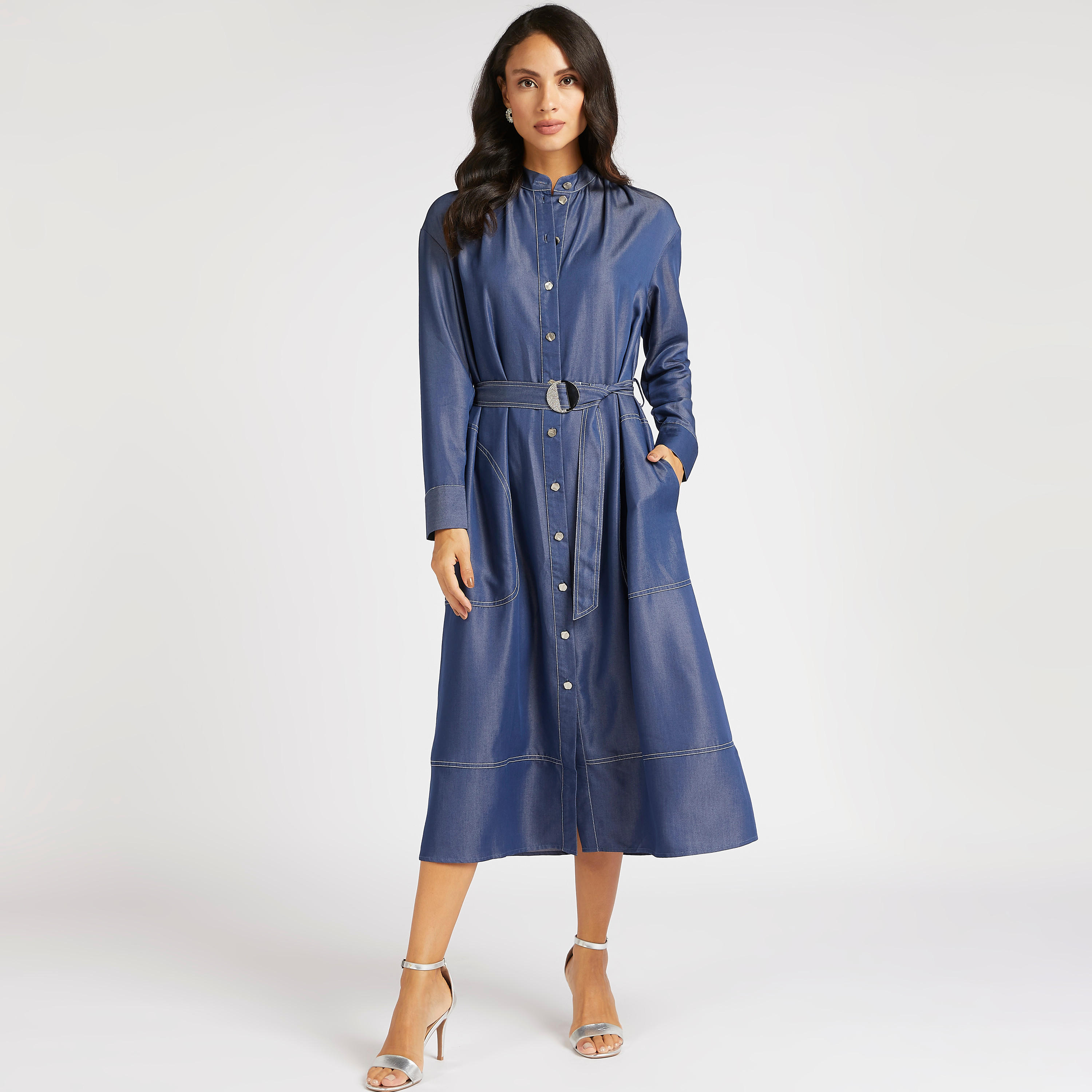 فستان قميص ميدي بأكمام طويلة وجيوب وطبعات من آيكونيك-women-clothing-dresses-image-3