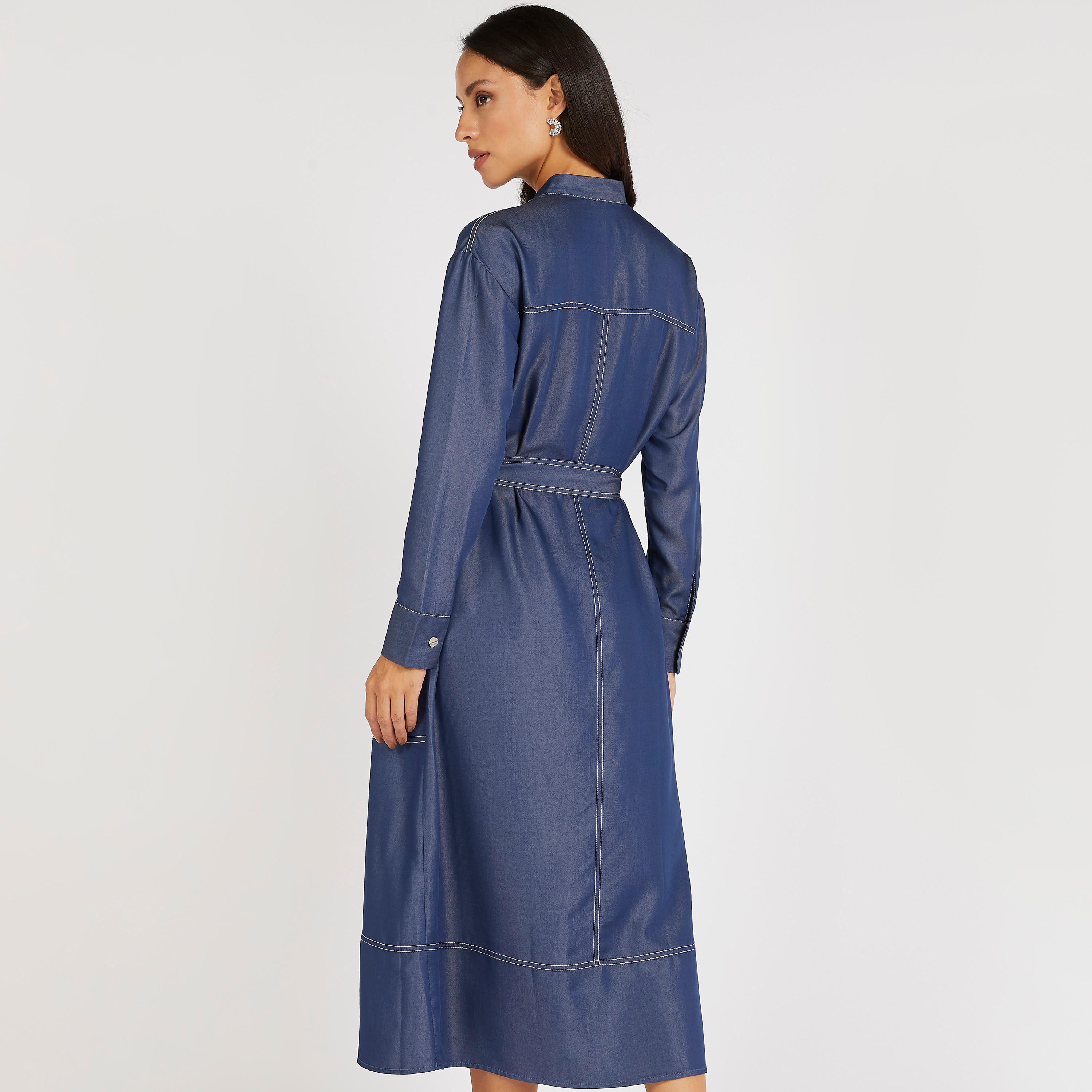 فستان قميص ميدي بأكمام طويلة وجيوب وطبعات من آيكونيك-women-clothing-dresses-image-5