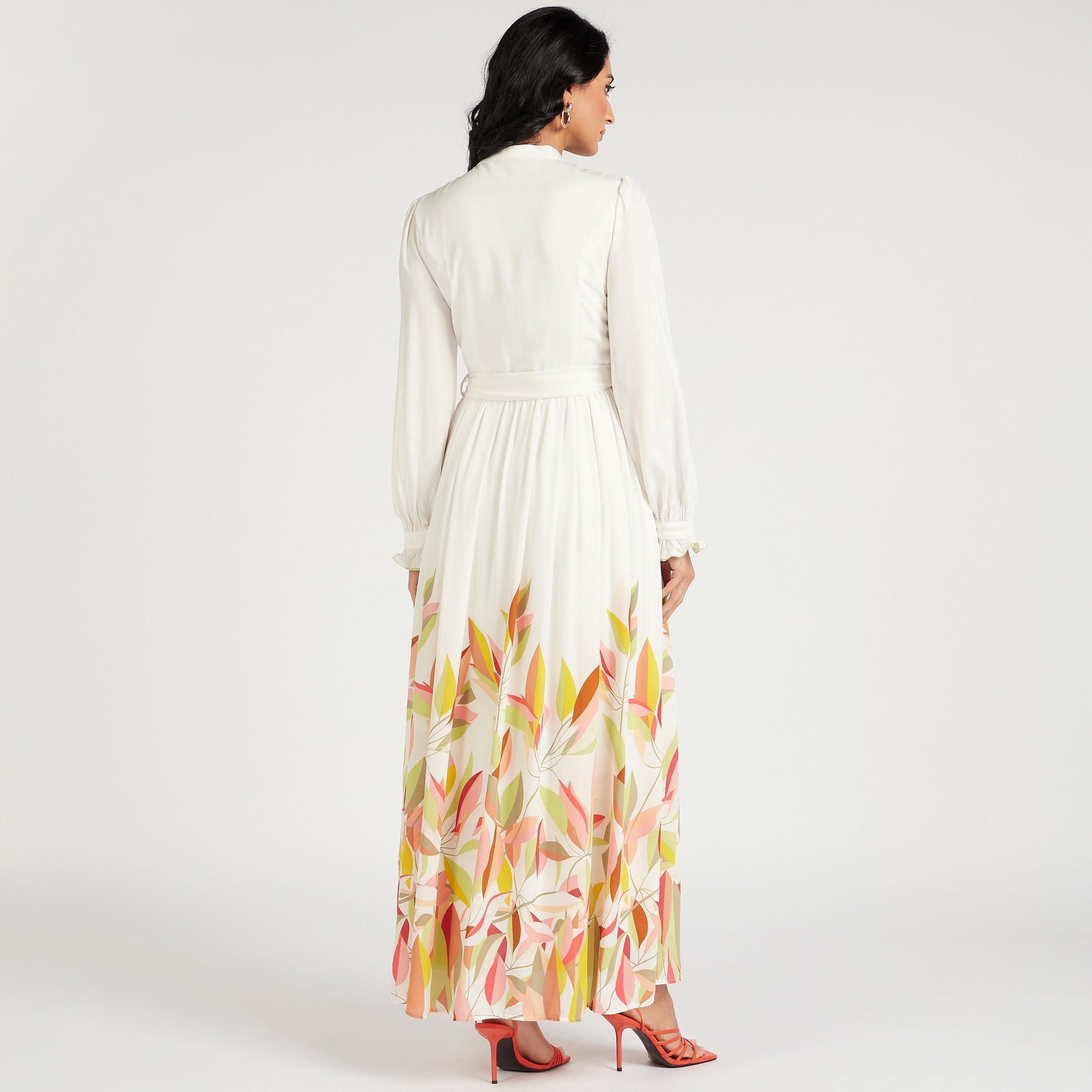 فستان طويل إيه لاين بتفاصيل كشكش وطبعات زهرية-women-clothing-dresses-image-4
