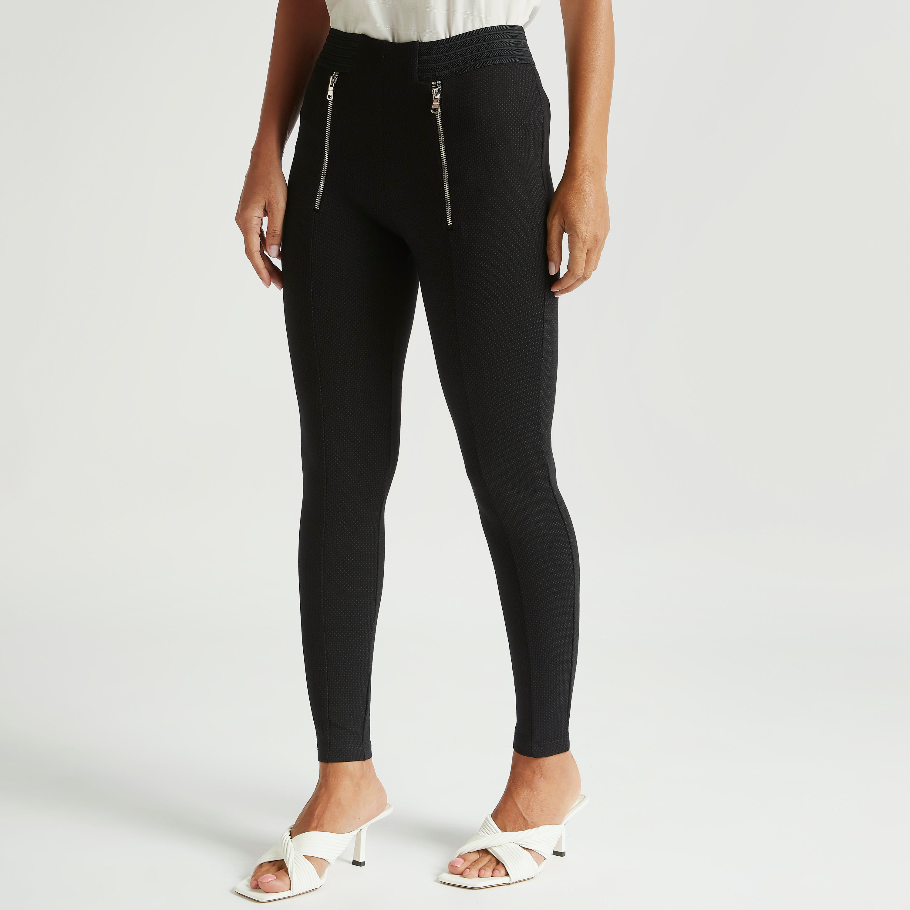بنطلون ليقنز بارز الملمس بخصر مطّاطي مرتفع من آيكونيك-women-clothing-bottoms-leggings-image-1
