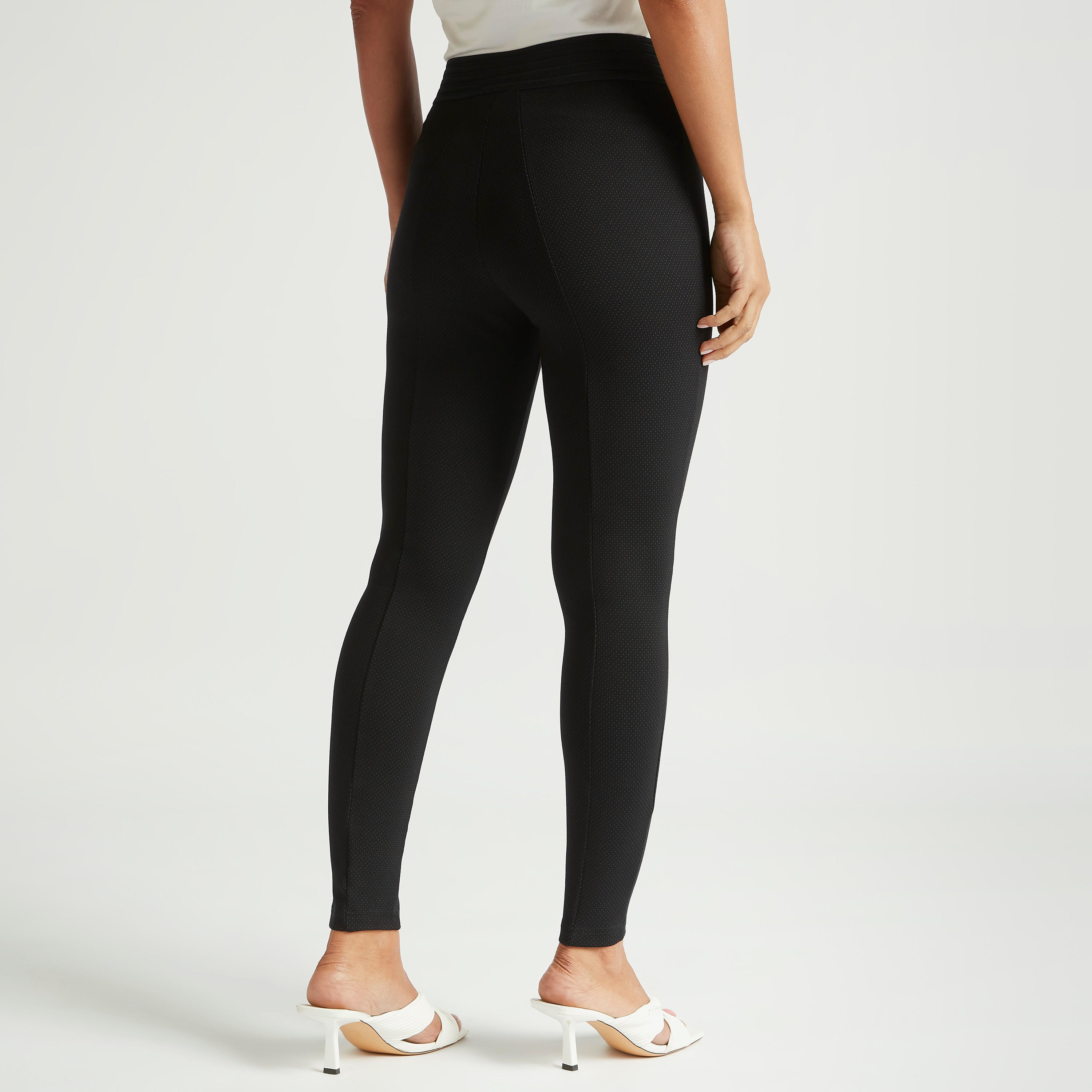 بنطلون ليقنز بارز الملمس بخصر مطّاطي مرتفع من آيكونيك-women-clothing-bottoms-leggings-image-4