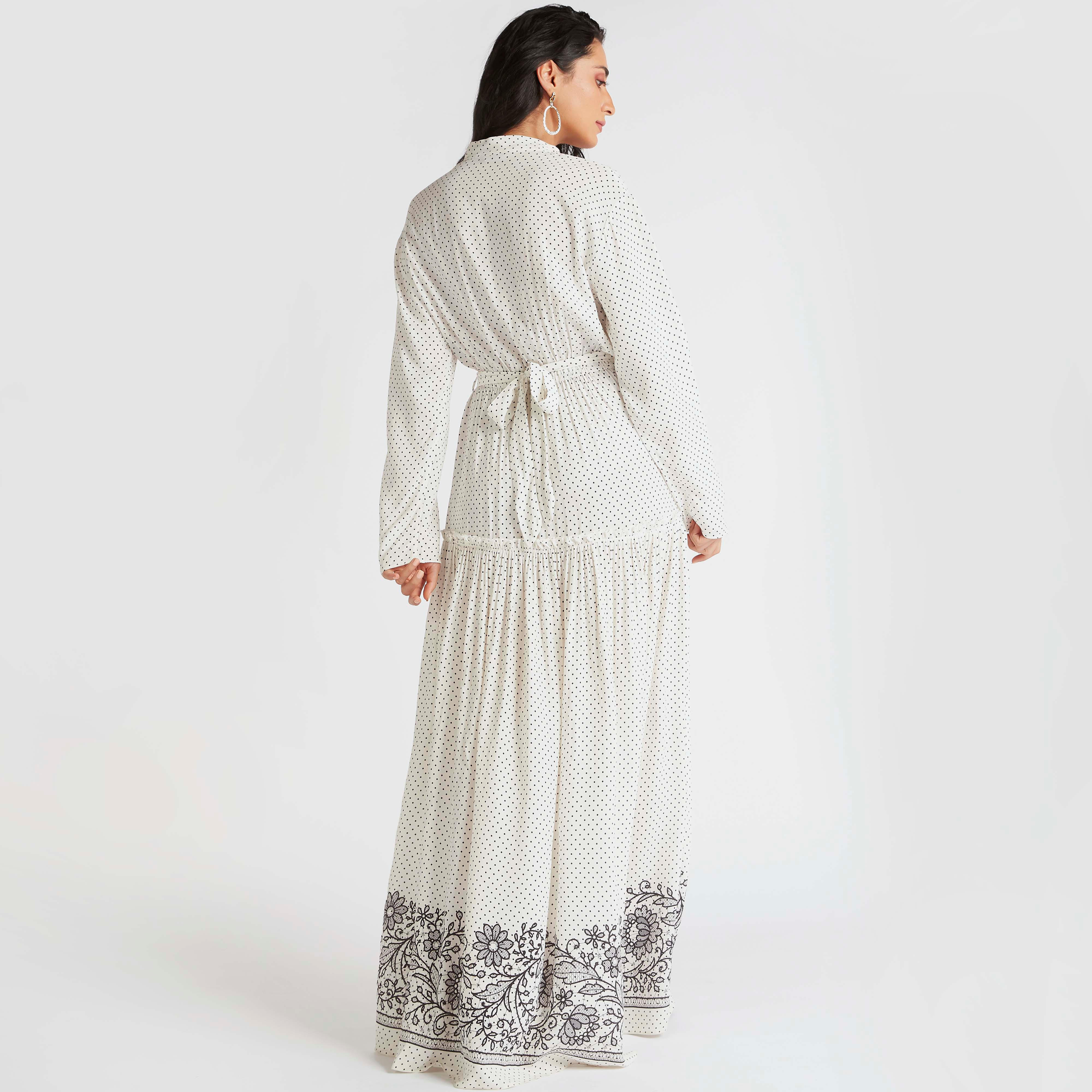 فستان طويل بتطريز زهري وطبعات من آيكونيك-women-clothing-dresses-image-5