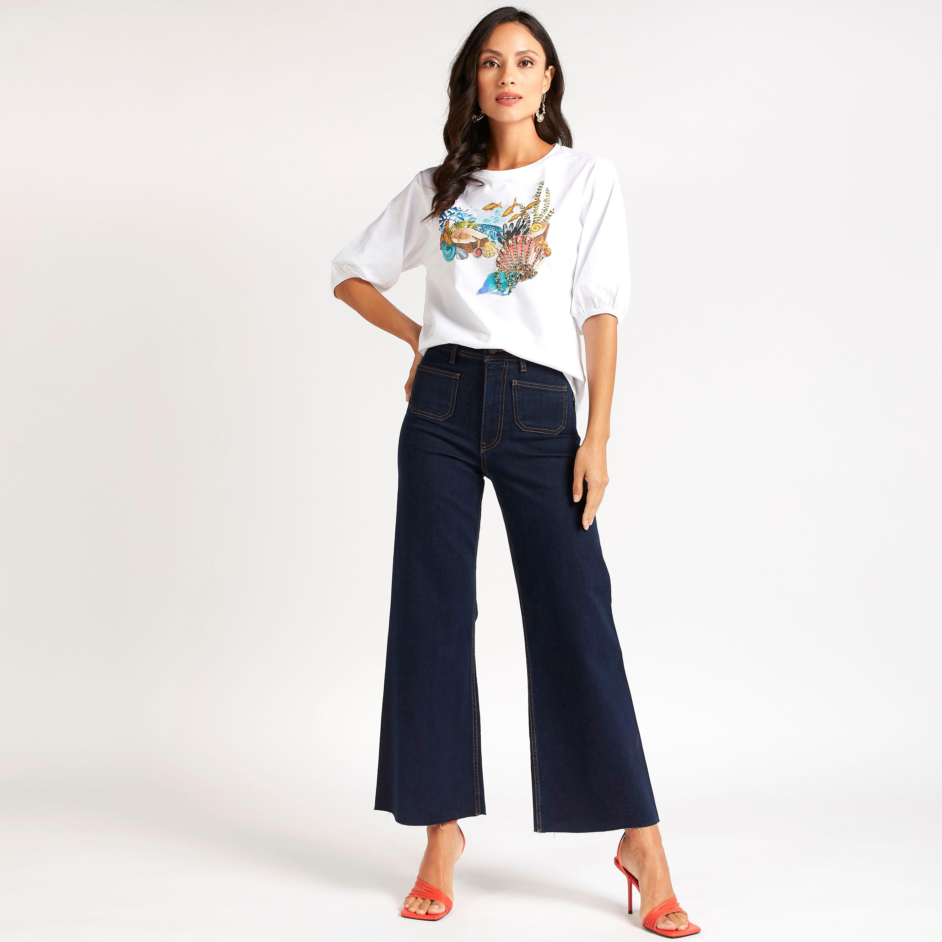 تيشيرت بياقة مستديرة وأكمام قصيرة وطبعات من آيكونيك-women-clothing-tshirts-image-2