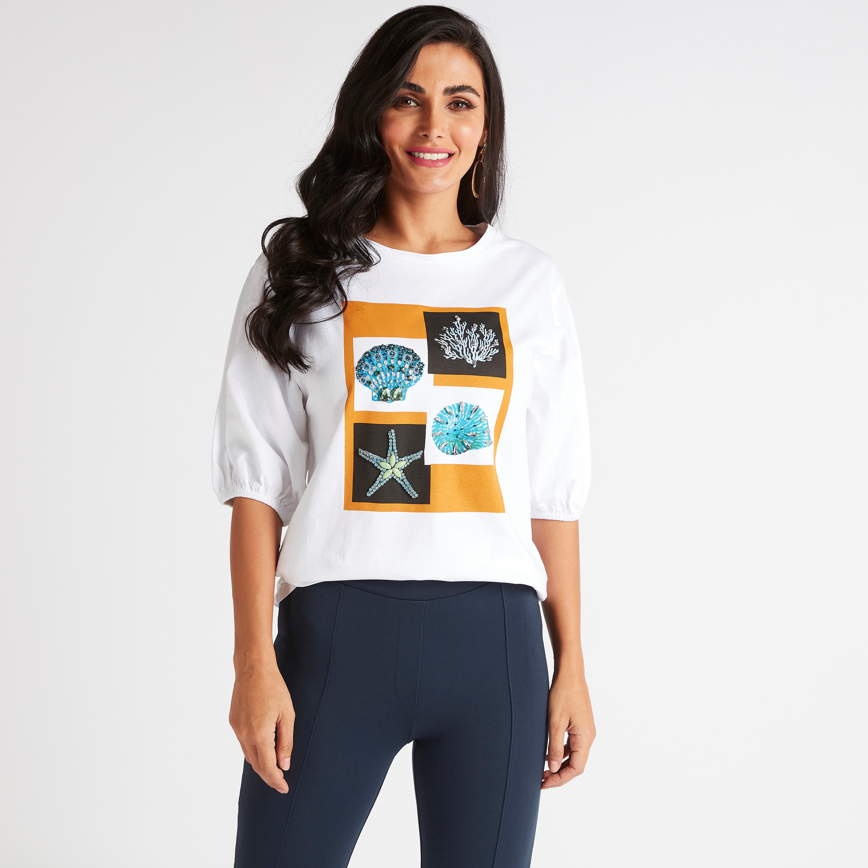 تيشيرت بياقة مستديرة وأكمام قصيرة وطبعات من آيكونيك-women-clothing-tshirts-image-1