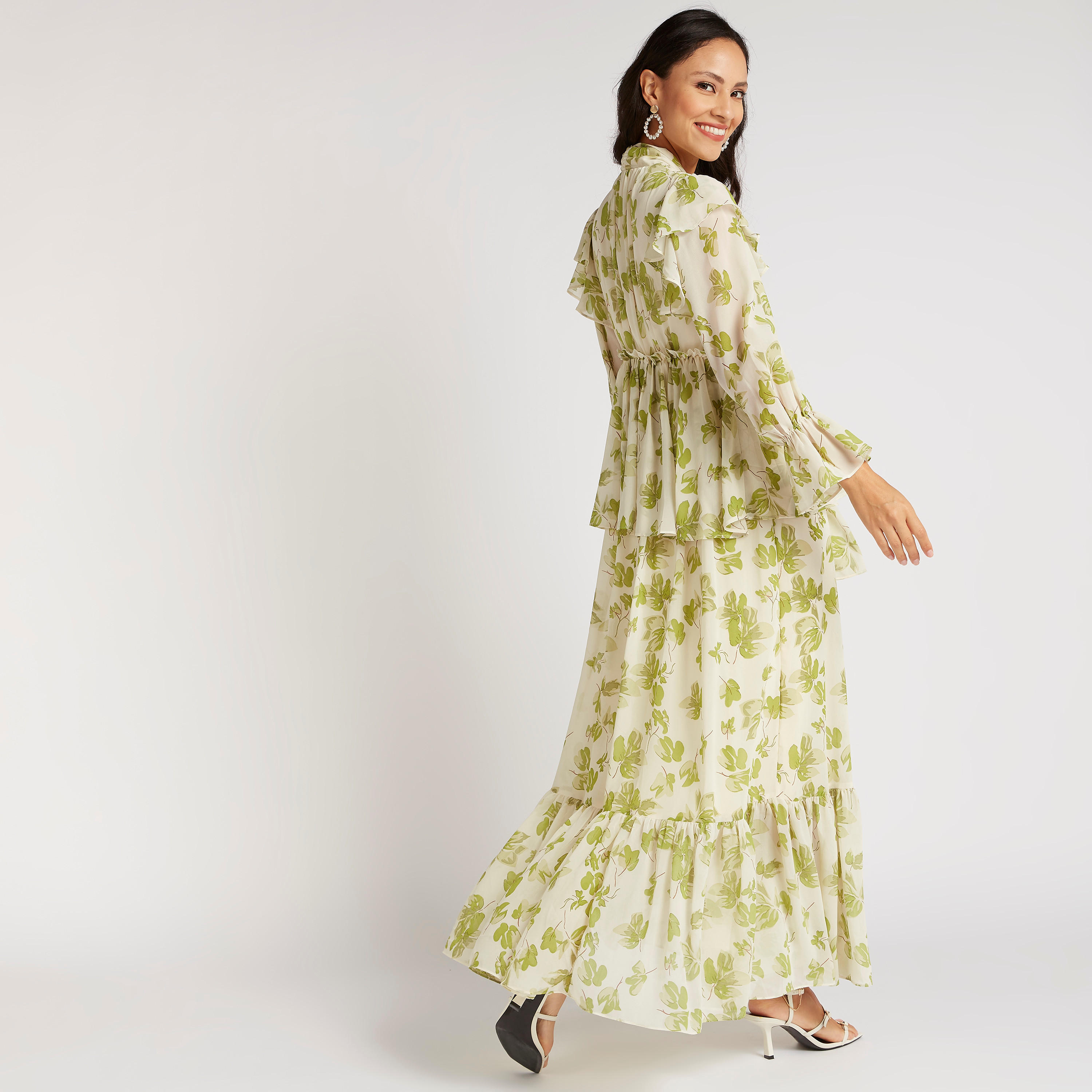 فستان طويل بطبعات ورق شجر وربطة عنق من آيكونيك-women-clothing-dresses-image-4
