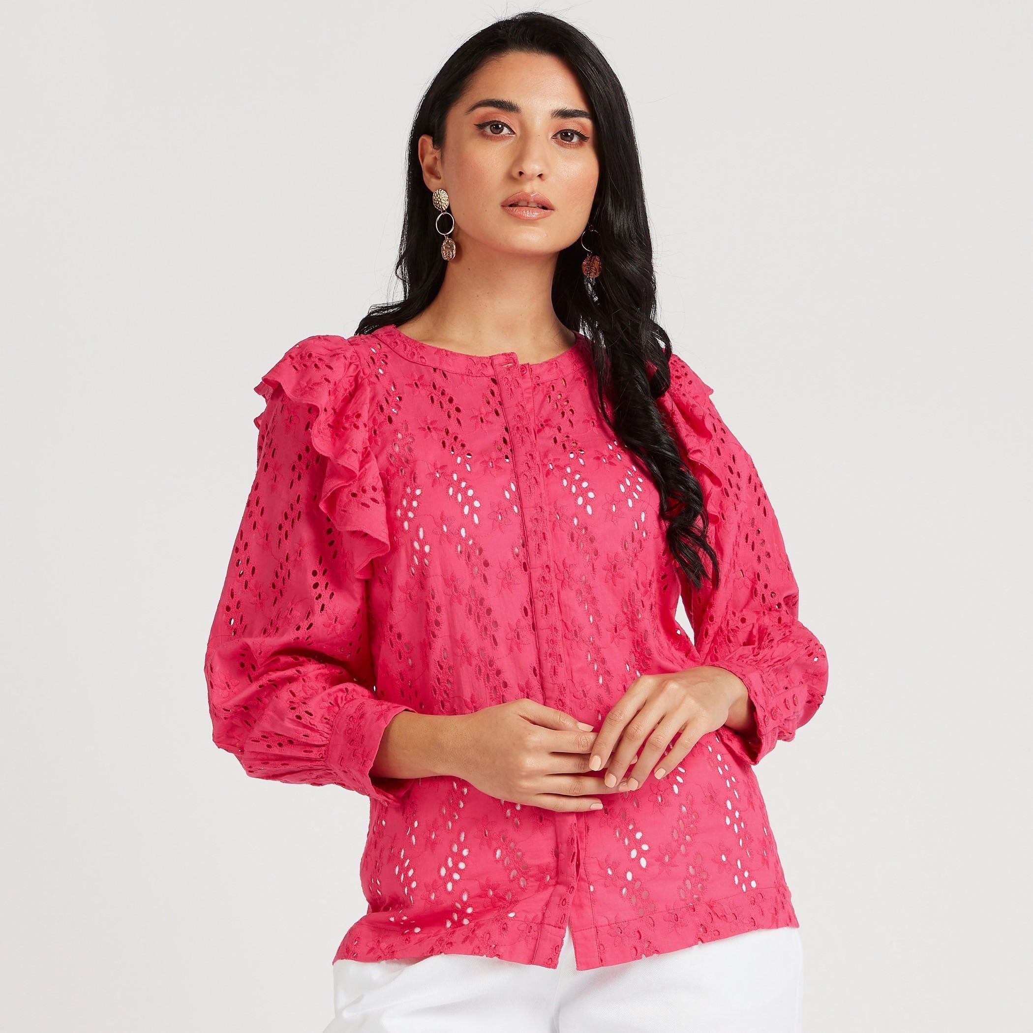 توب مطرز بياقة ماندارين وتفاصيل كشكش من آيكونيك-women-clothing-shirtsandblouses-blouses-image-5