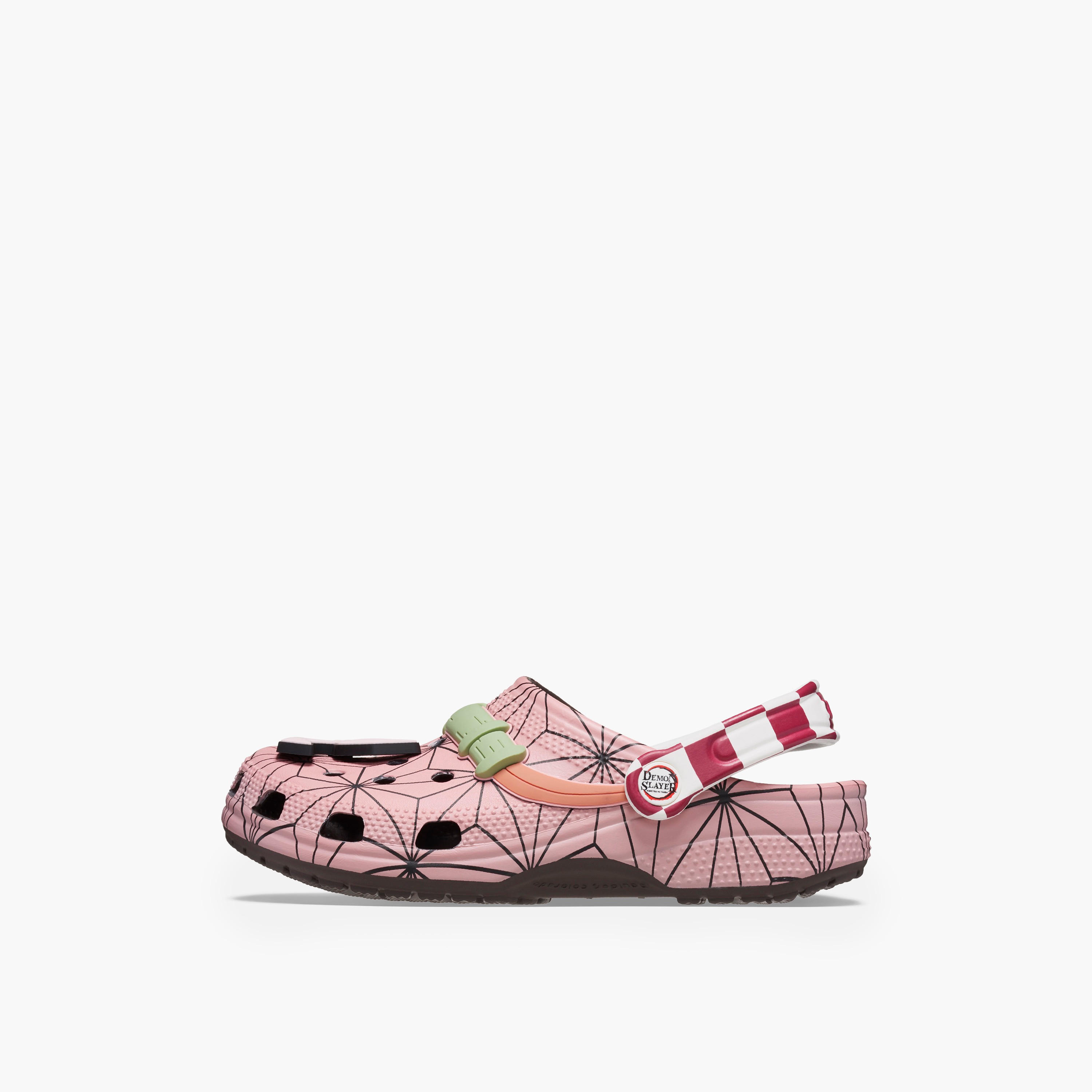 صندل كلوج كلاسيكي بحزام خلفي للنساء من كروكس-women-shoes-flipflopsandslides-image-5