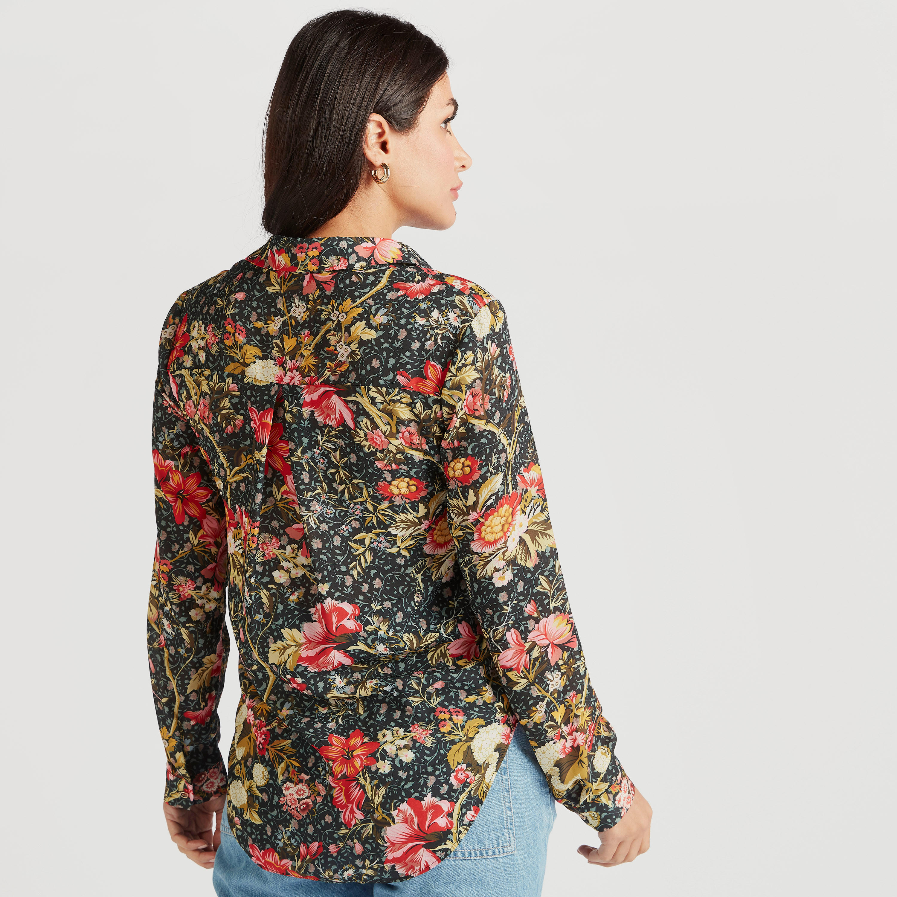 قميص بأكمام طويلة وزر إغلاق وطبعات أزهار من آيكونيك-women-clothing-shirtsandblouses-shirts-image-4
