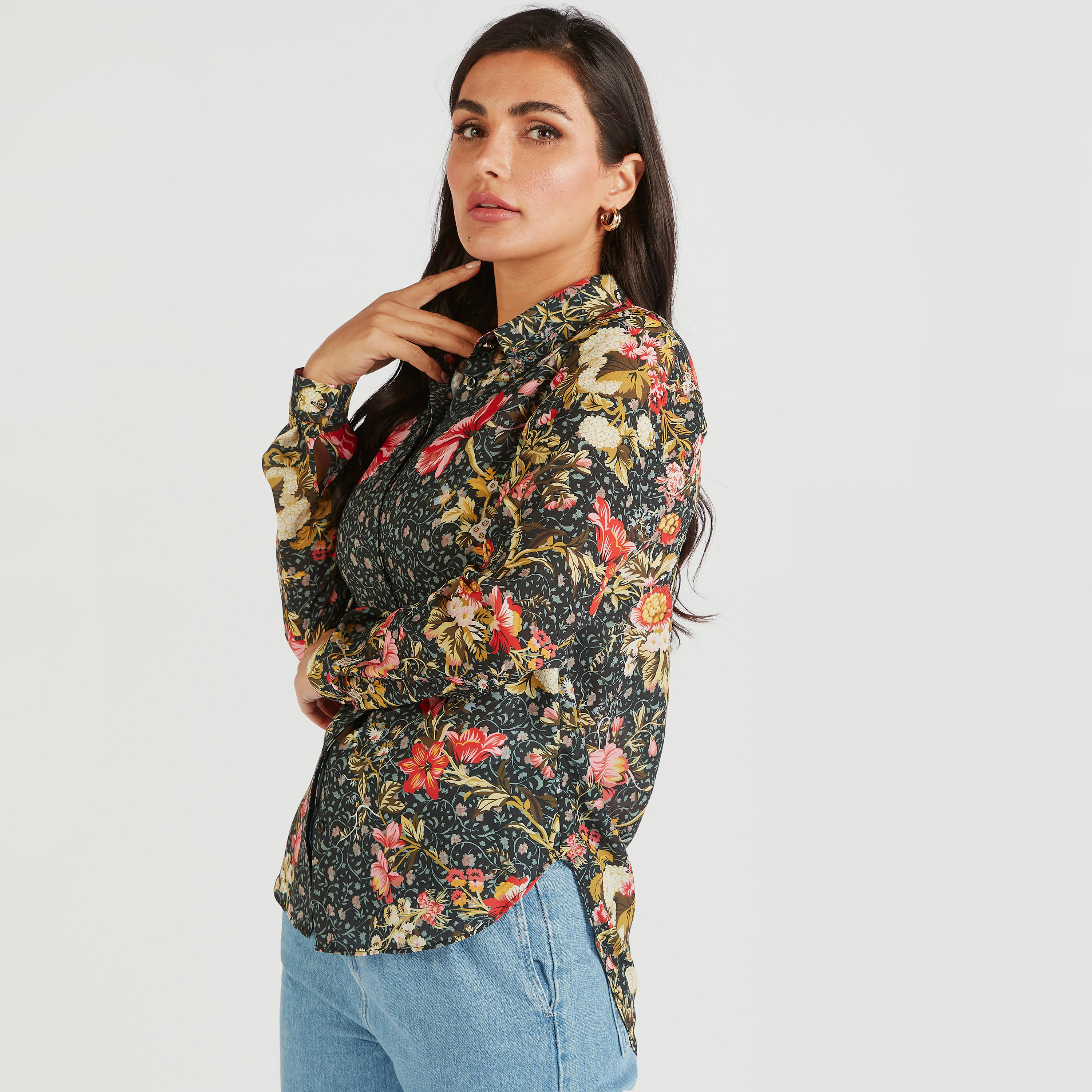 قميص بأكمام طويلة وزر إغلاق وطبعات أزهار من آيكونيك-women-clothing-shirtsandblouses-shirts-image-7