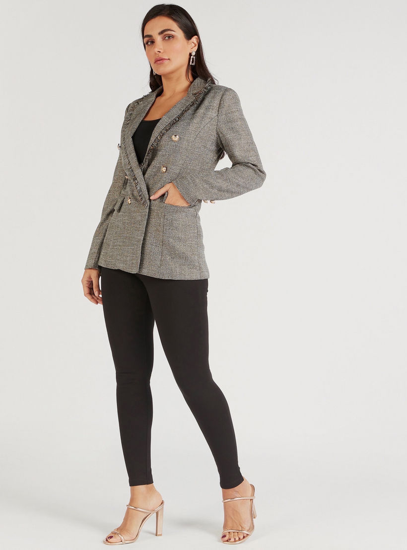 جاكيت بارز الملمس بياقة مطوية وتفاصيل شراشيب من آيكونيك-women-clothing-coatsandjackets-blazers-image-7