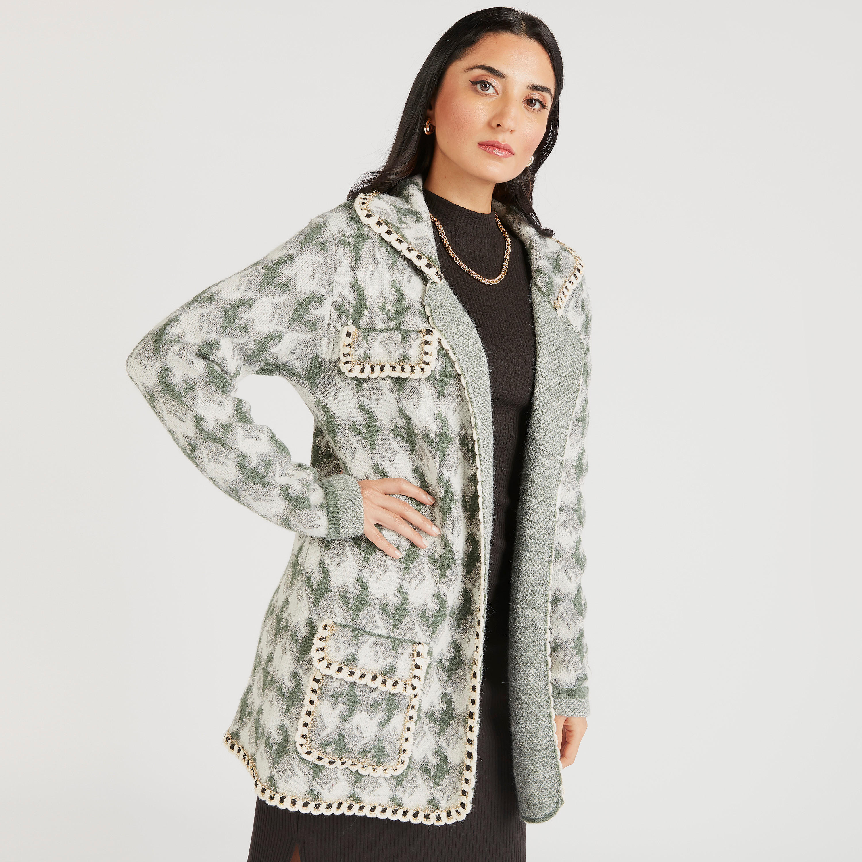 كارديجان طويل بارز الملمس بجيب وياقة عادية من آيكونيك-women-winterwear-cardigansandjumpers-cardigans-image-1