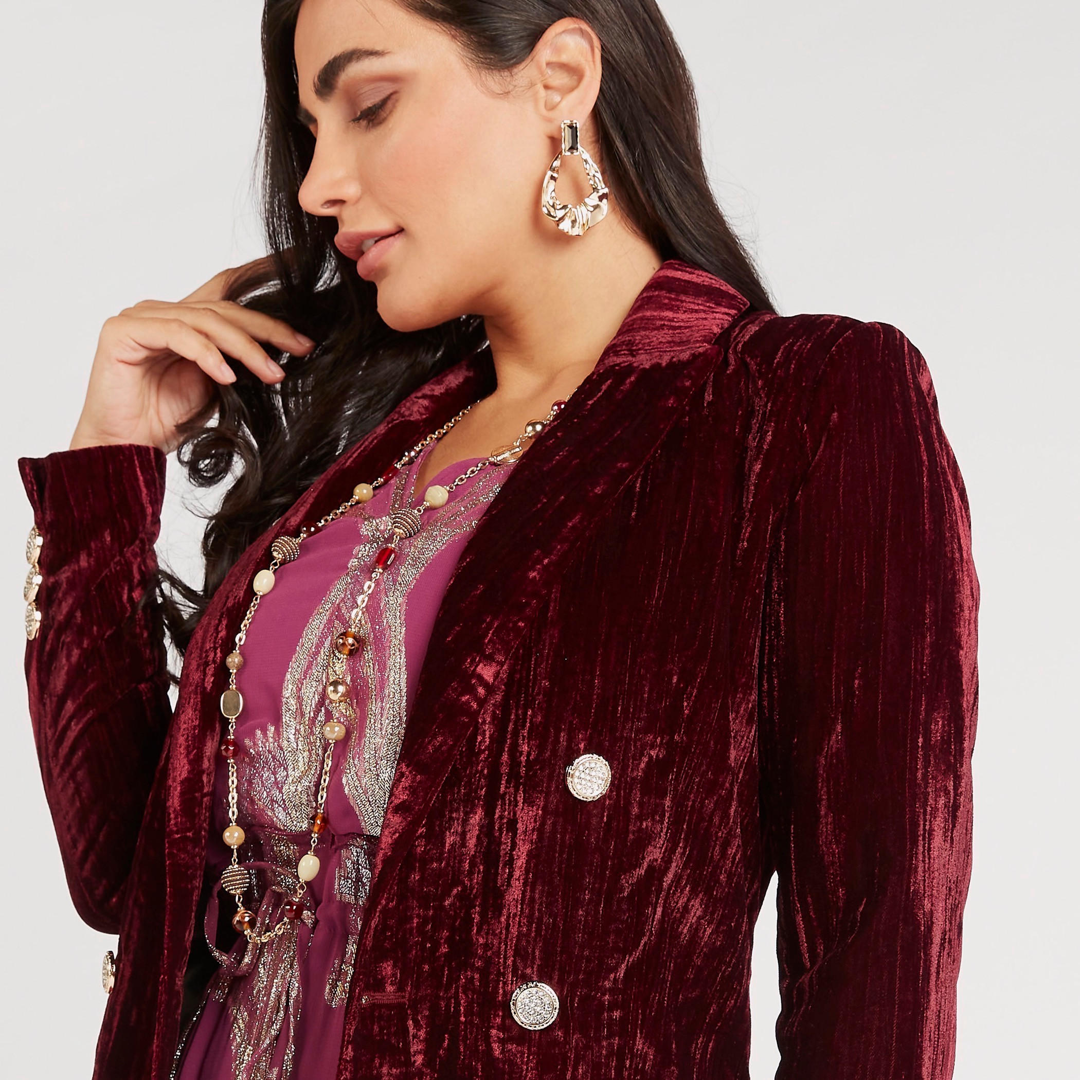 جاكيت طويل بارز الملمس بأكمام طويلة من آيكونيك-women-winterwear-coatsandjackets-jackets-image-2