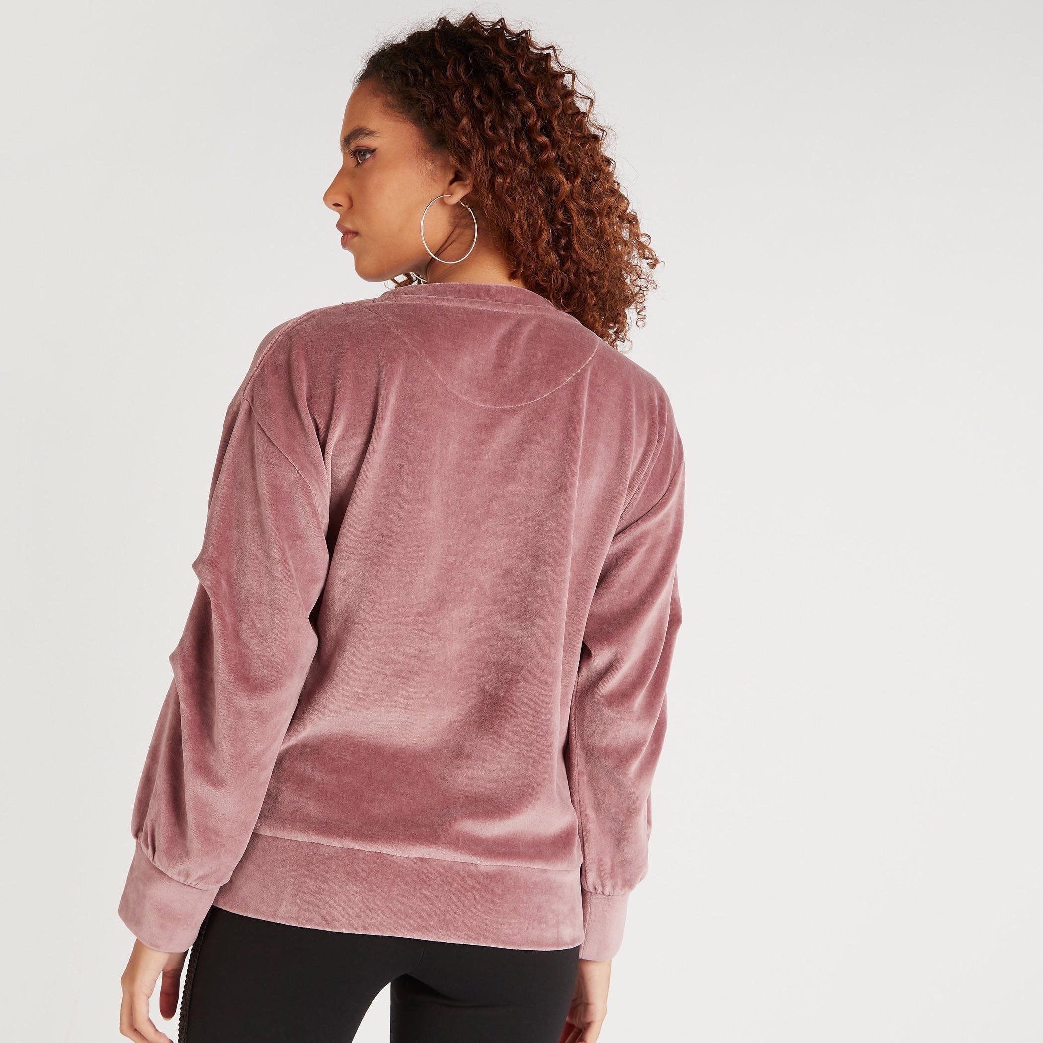 Iconic Embellished Sweatshirt with Crew Neck and Long Sleeves-women-winterwear-hoodiesandsweatshirts-sweatshirts-image-4