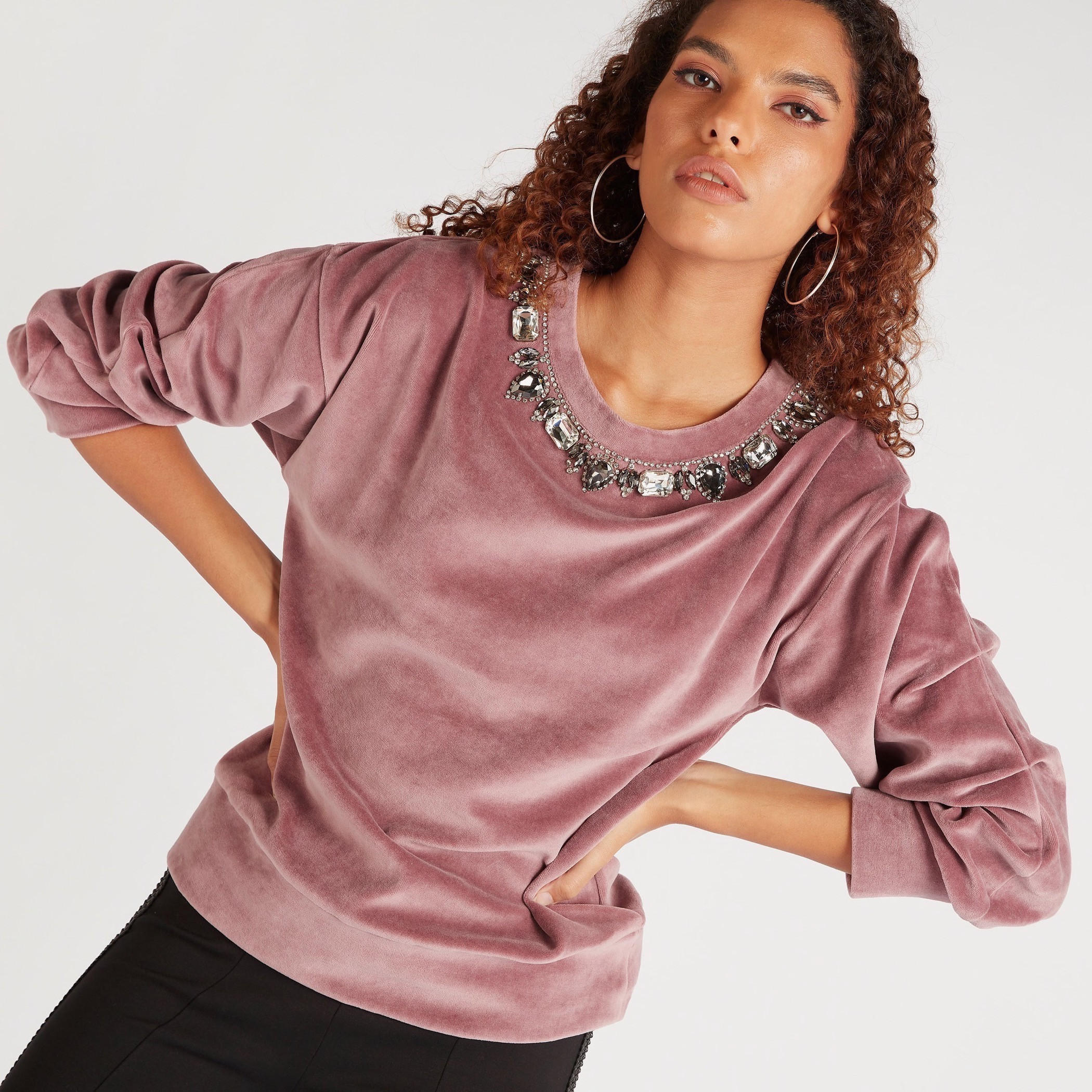 Iconic Embellished Sweatshirt with Crew Neck and Long Sleeves-women-winterwear-hoodiesandsweatshirts-sweatshirts-image-5