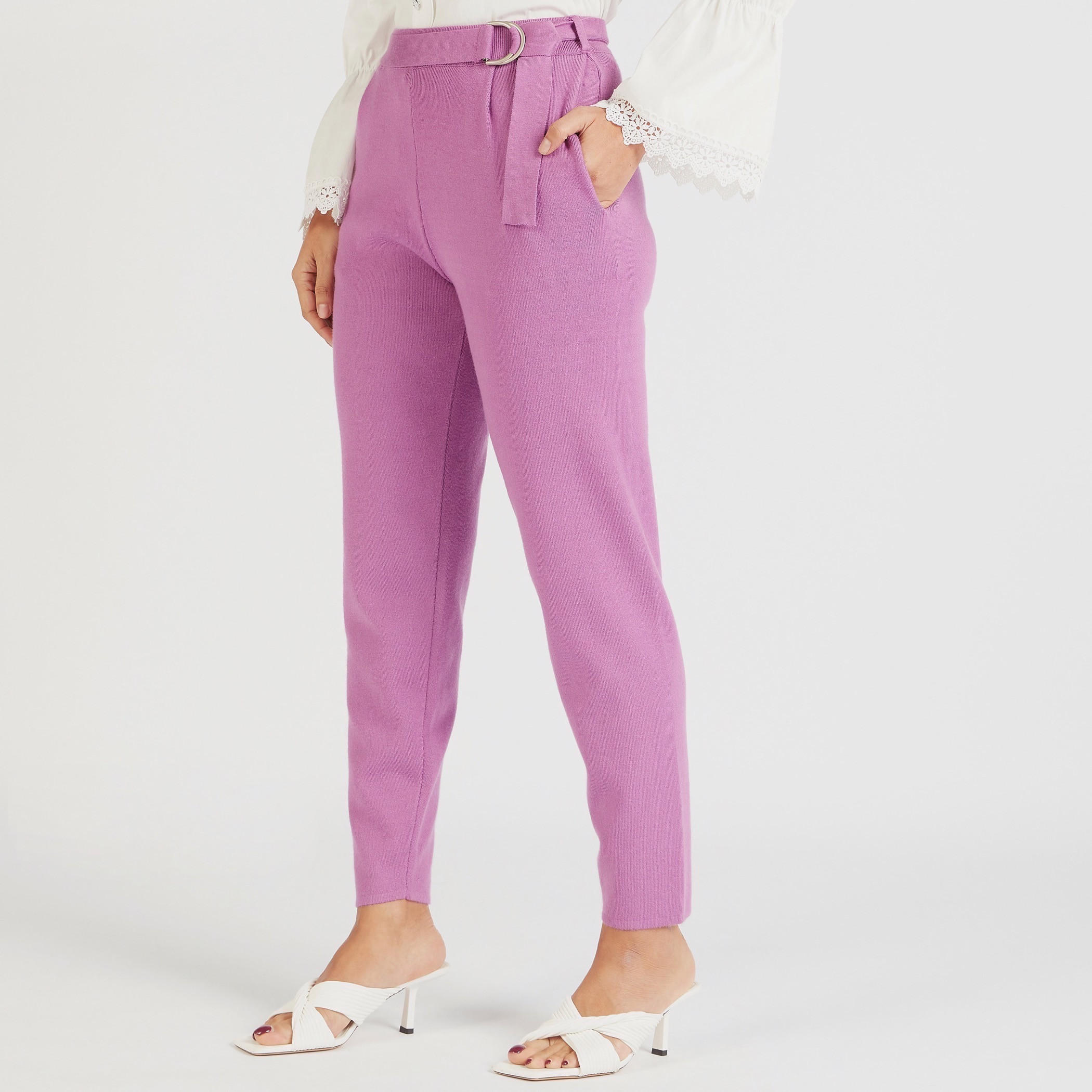 بنطلون سادة بخصر مرتفع ورباط حزام وجيوب من آيكونيك-women-clothing-bottoms-trousers-image-1