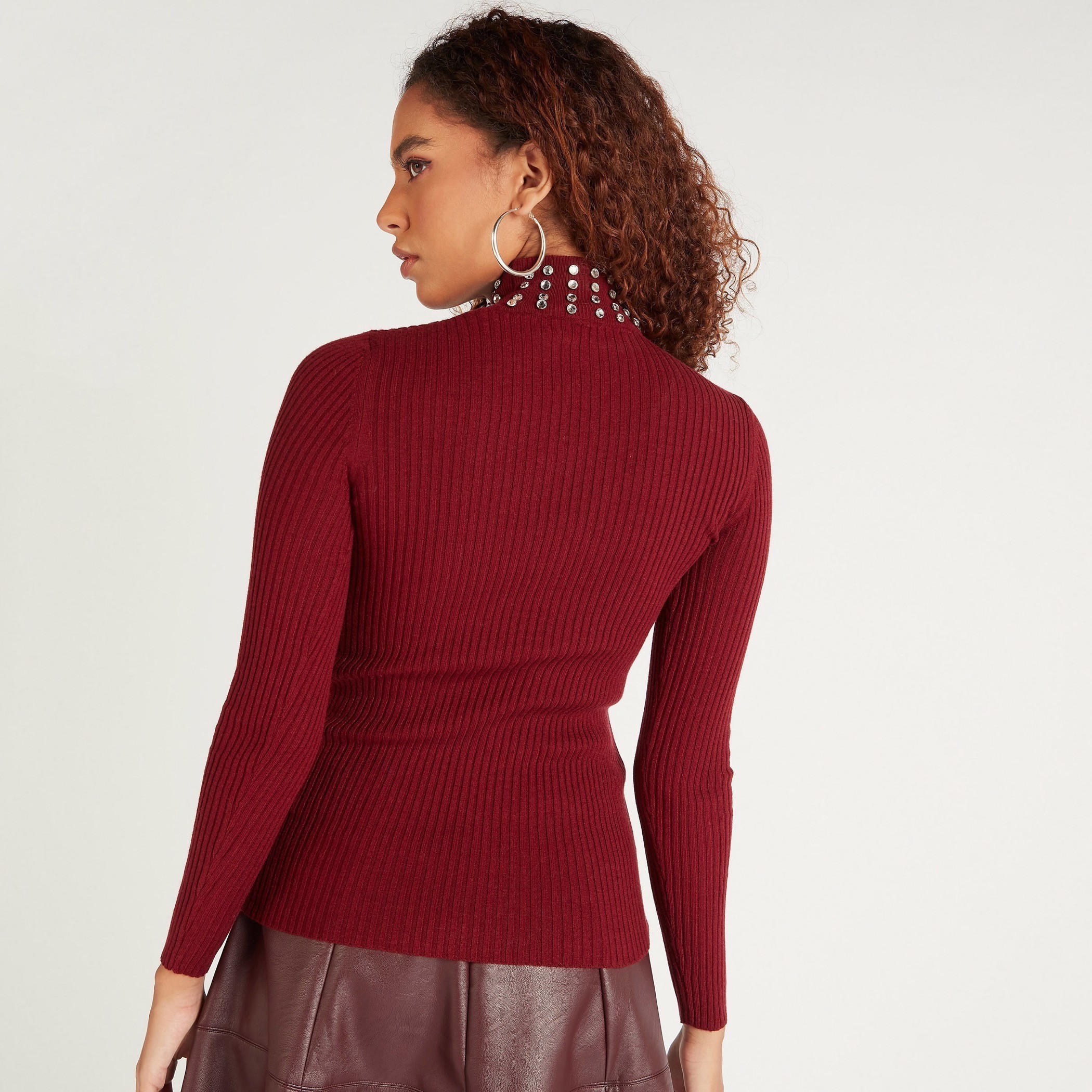 كنزة مزيّنة بياقة عالية وأكمام طويلة من آيكونيك-women-clothing-cardigansandjumpers-jumpers-image-4