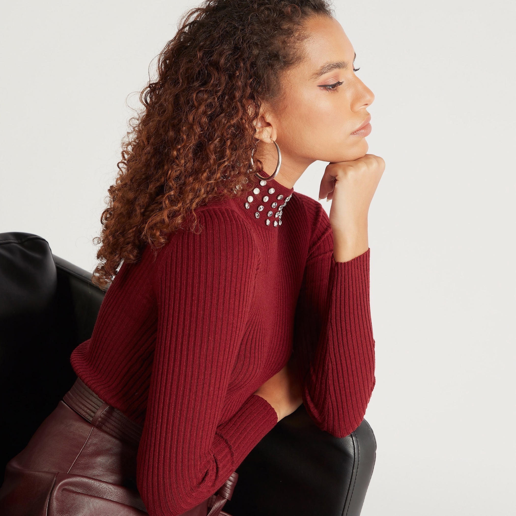 كنزة مزيّنة بياقة عالية وأكمام طويلة من آيكونيك-women-clothing-cardigansandjumpers-jumpers-image-6