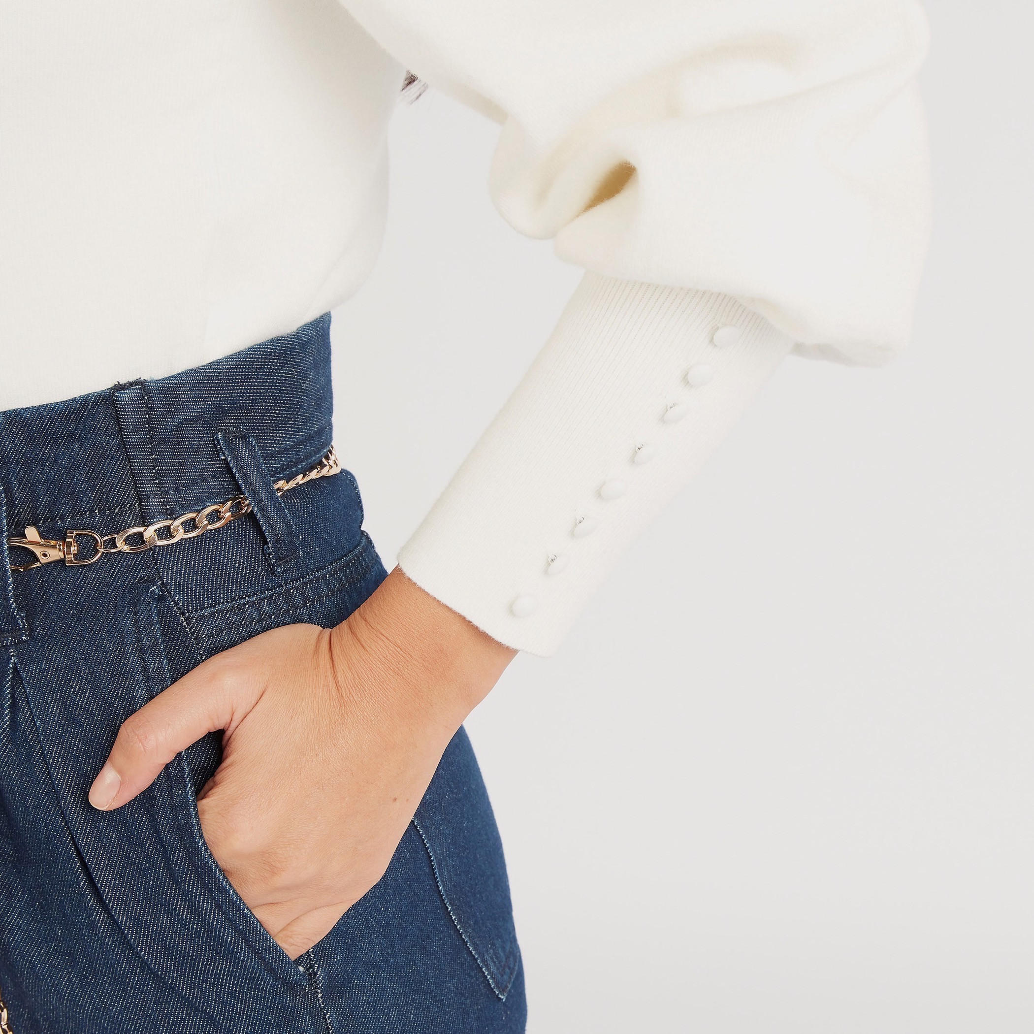 كنزة بارزة الملمس بياقة عالية وأكمام متوسطة الطول من آيكونك-women-clothing-cardigansandjumpers-jumpers-image-6